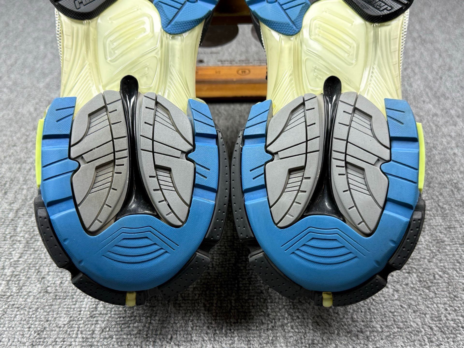Balenciaga Running Multi Lowtop Sneakers 9 Men