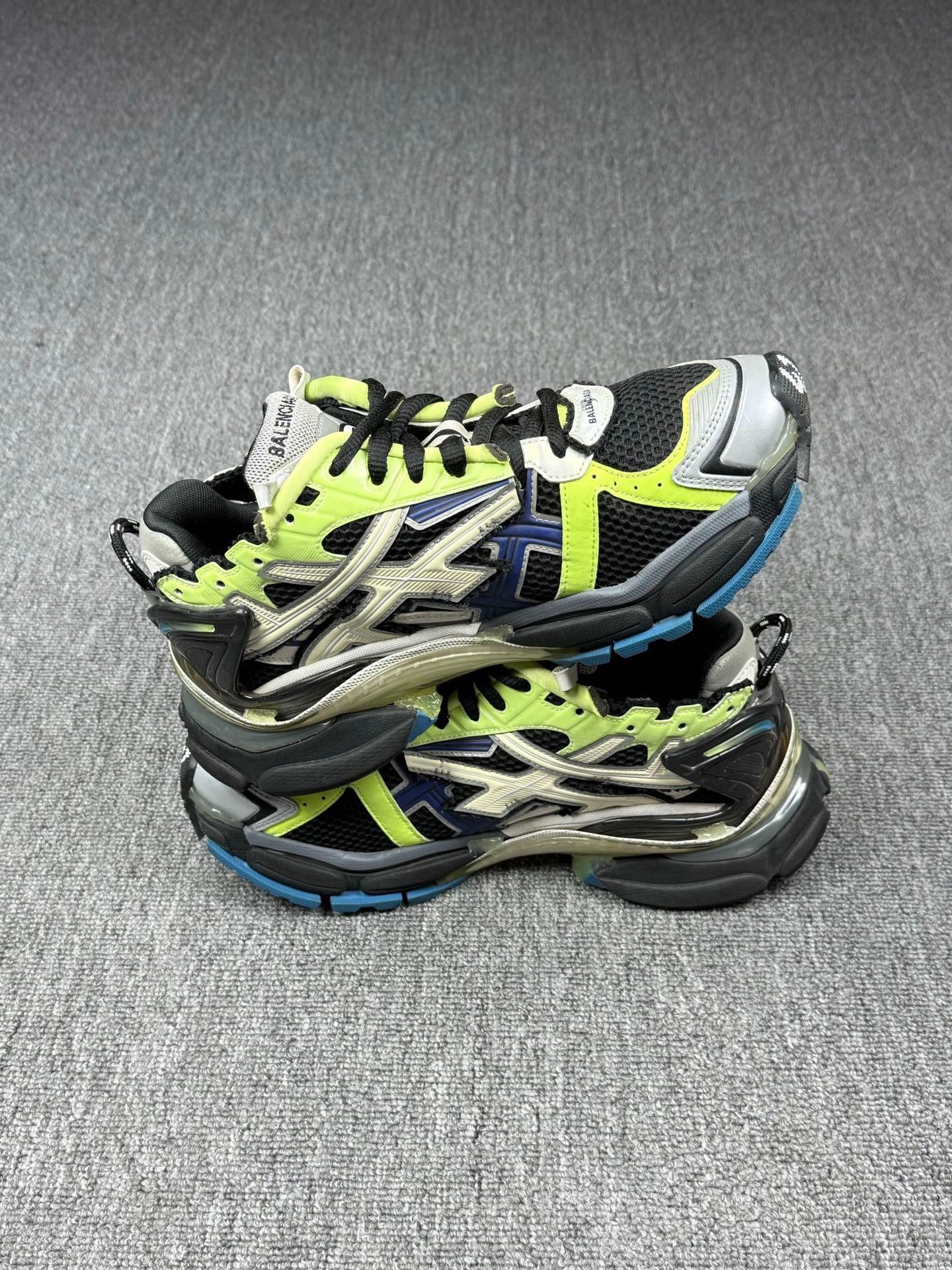 Balenciaga Running Multi Lowtop Sneakers 9 Men