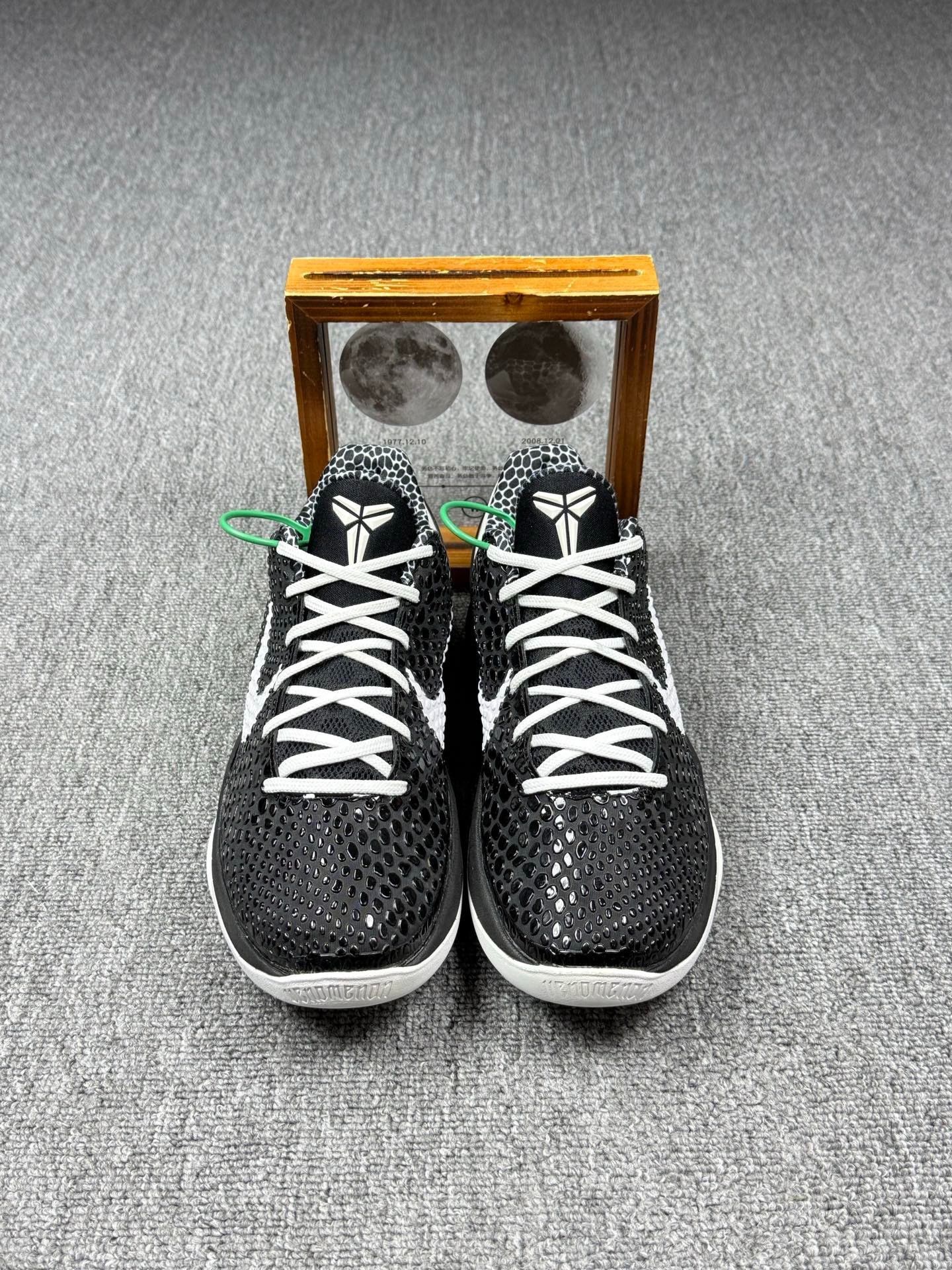Nike Nike KOBE6 Black Lowtop Sneakers 9 Men Size US 9 / EU 42 - 4 Thumbnail