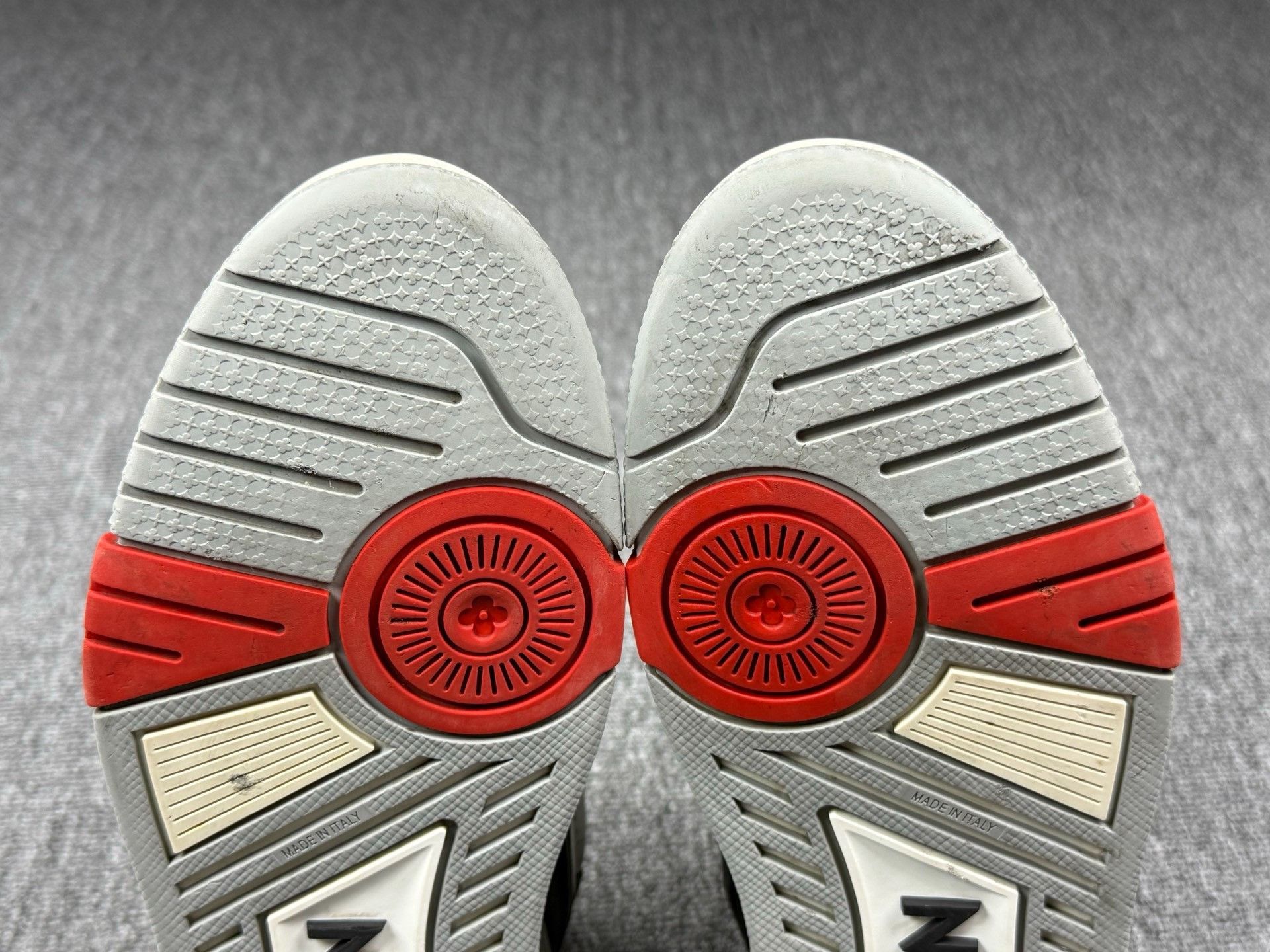 Louis Vuitton Louis Vuitton Training Multi Lowtop Sneakers 8 Men Size US 8 / EU 41 - 7 Thumbnail