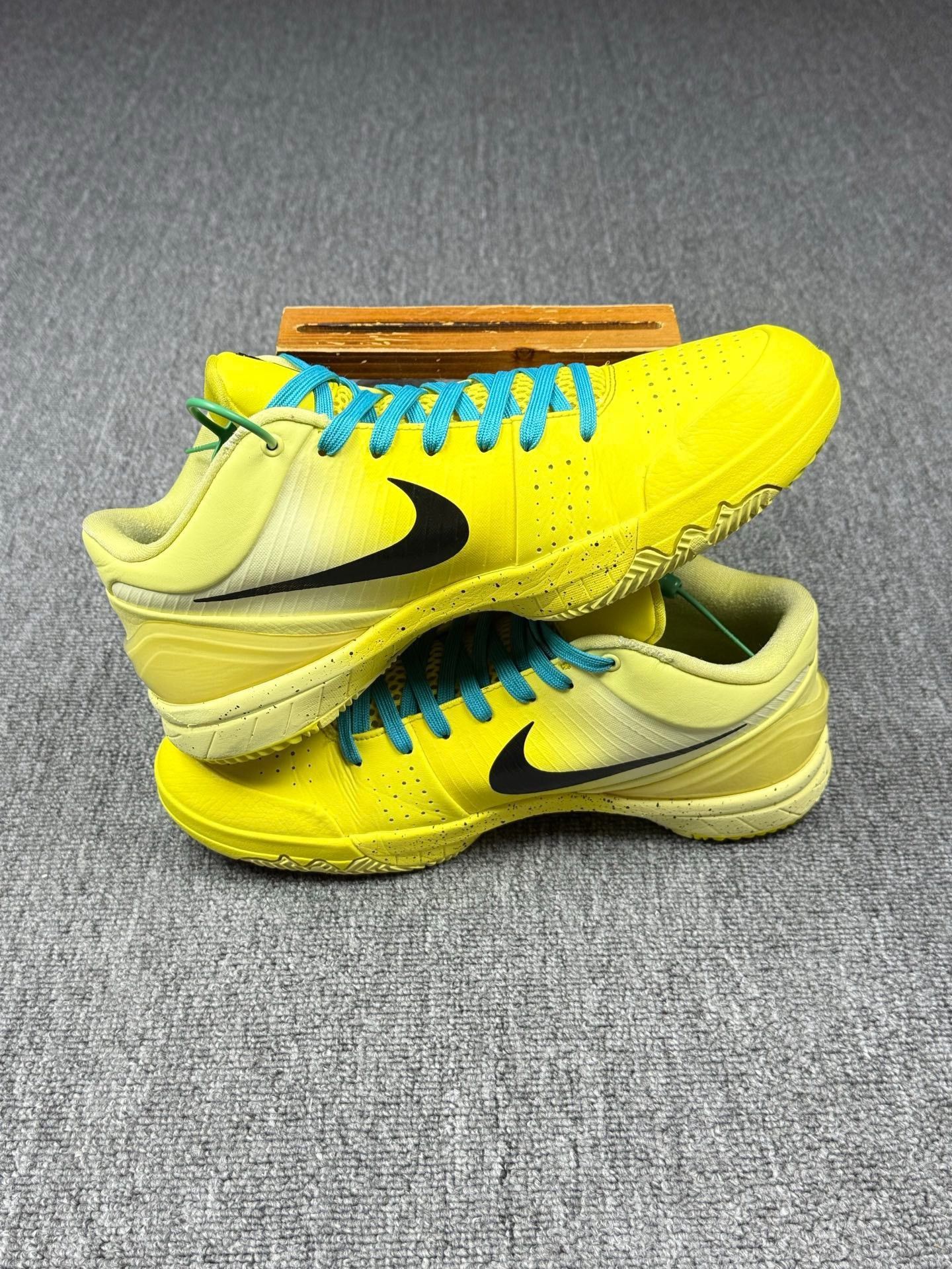 Nike Nike KOBE4 Yellow Lowtop Sneakers 11 Men Size US 11 / EU 44 - 3 Thumbnail