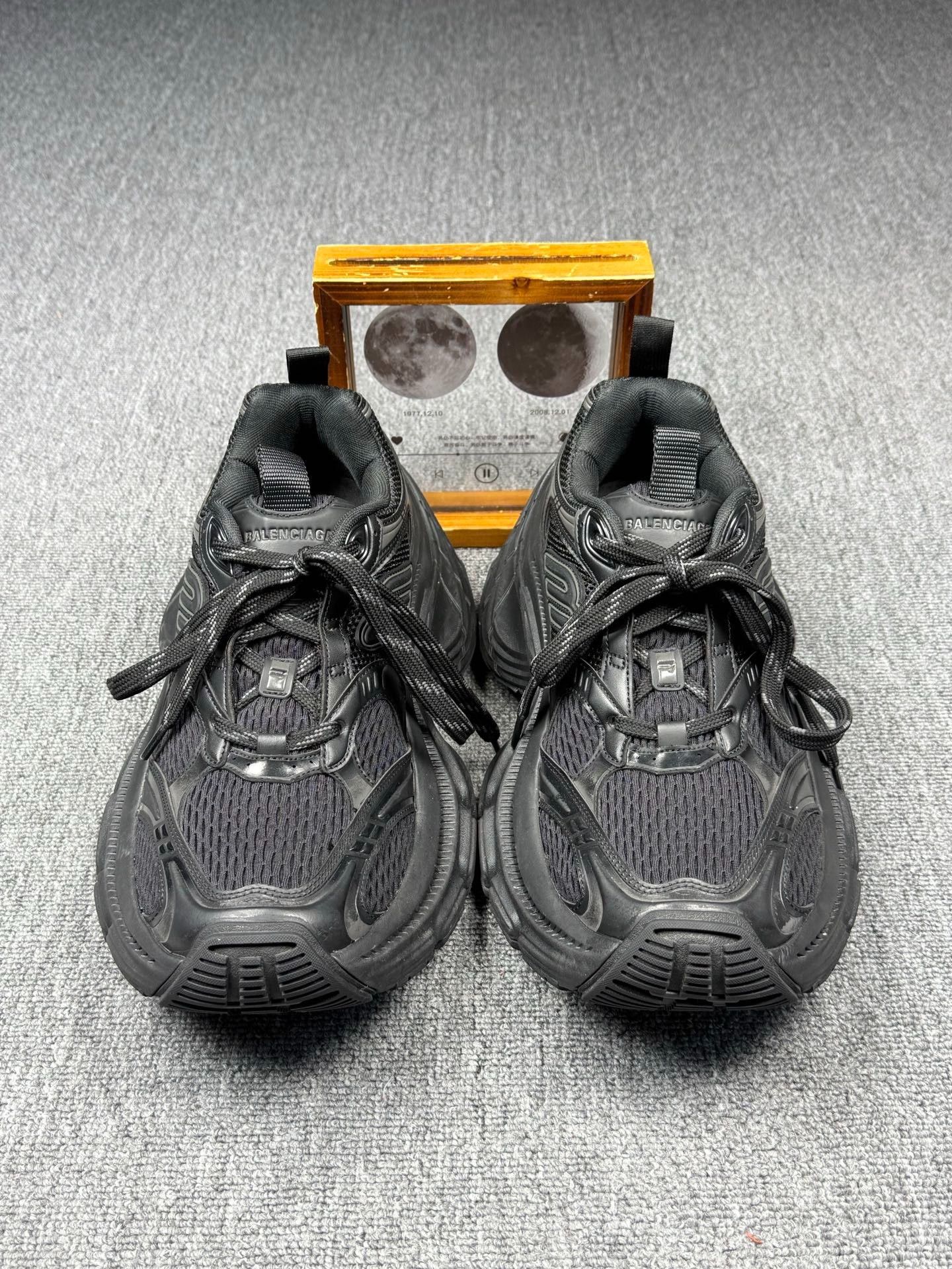 Balenciaga Balenciaga Black Lowtop Sneakers 9 Men Size US 9 / EU 42 - 4 Thumbnail