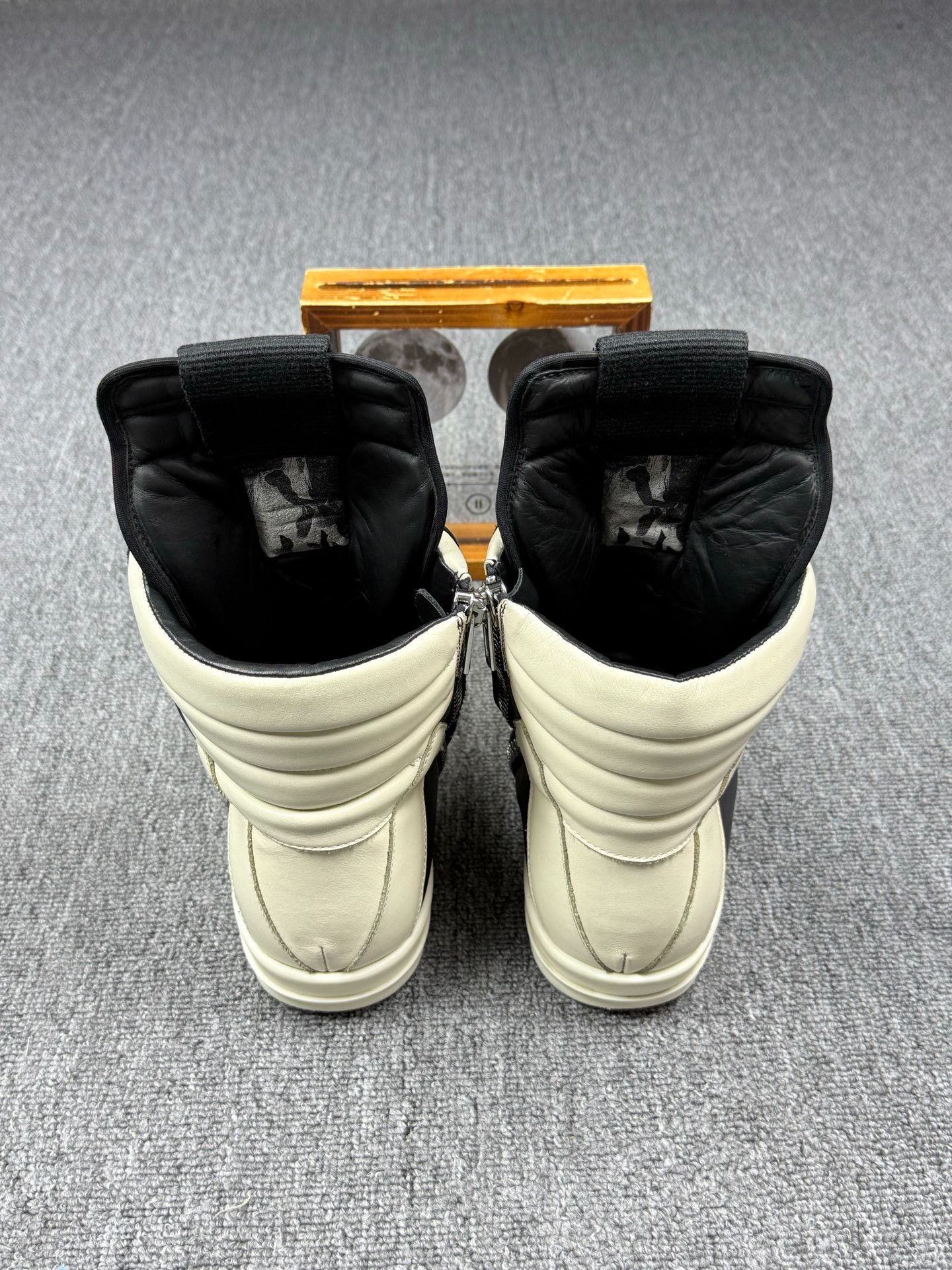 Rick Owens Rick Owens Black Hitop Sneakers 10 Men Size US 10 / EU 43 - 5 Thumbnail