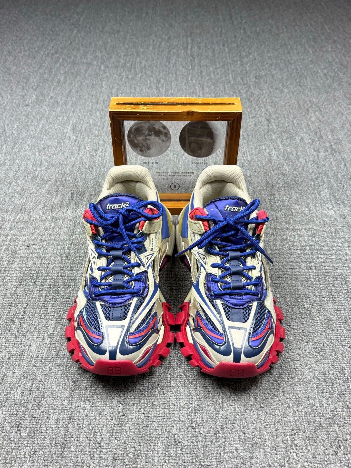 Balenciaga Balenciaga Blue Lowtop Sneakers 7 Men Size US 7 / EU 40 - 4 Thumbnail