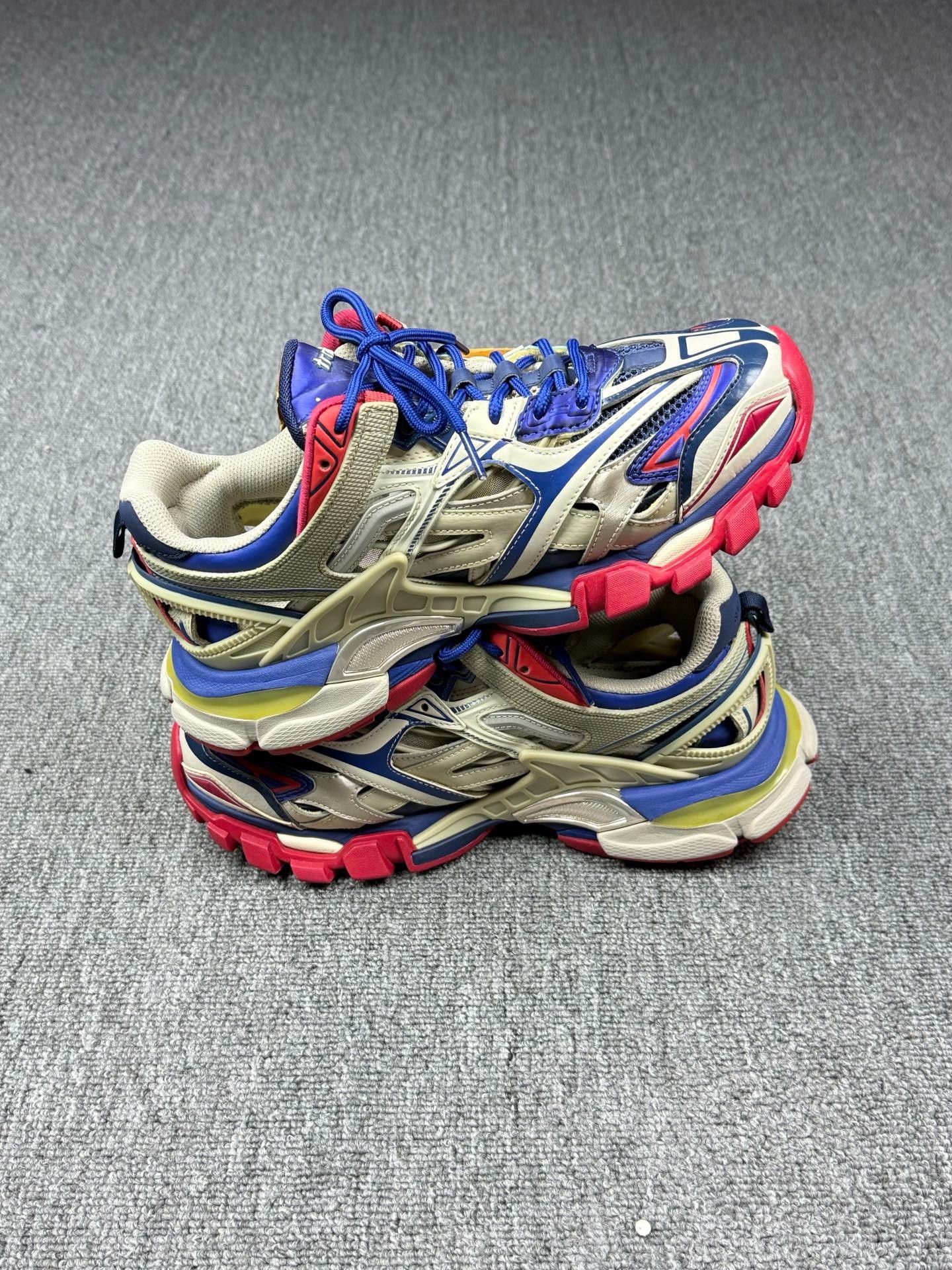 Balenciaga Balenciaga Blue Lowtop Sneakers 7 Men Size US 7 / EU 40 - 3 Thumbnail