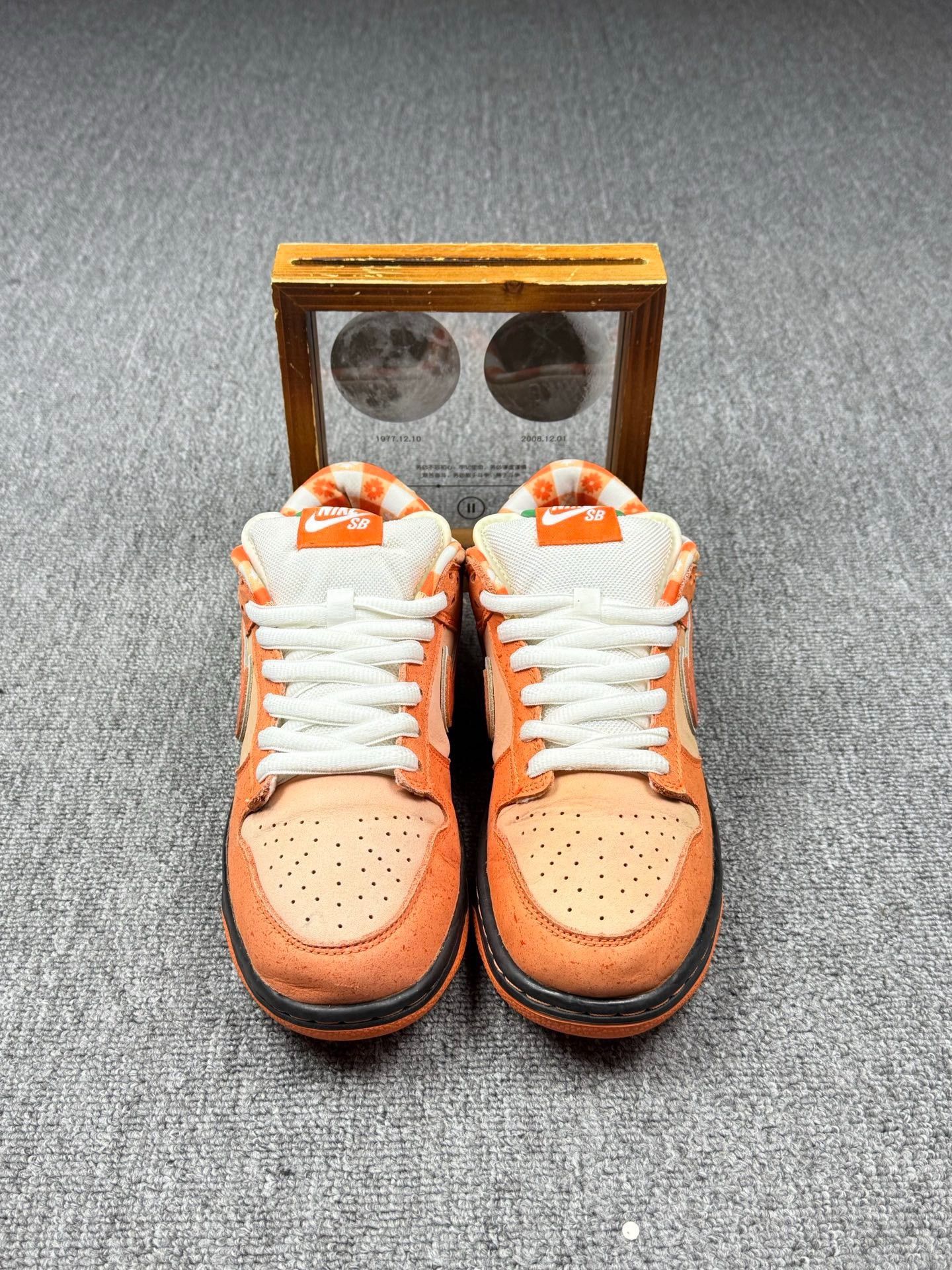 Nike Nike DUNK SB Orange Lowtop Sneakers 8 Men Size US 8 / EU 41 - 4 Thumbnail