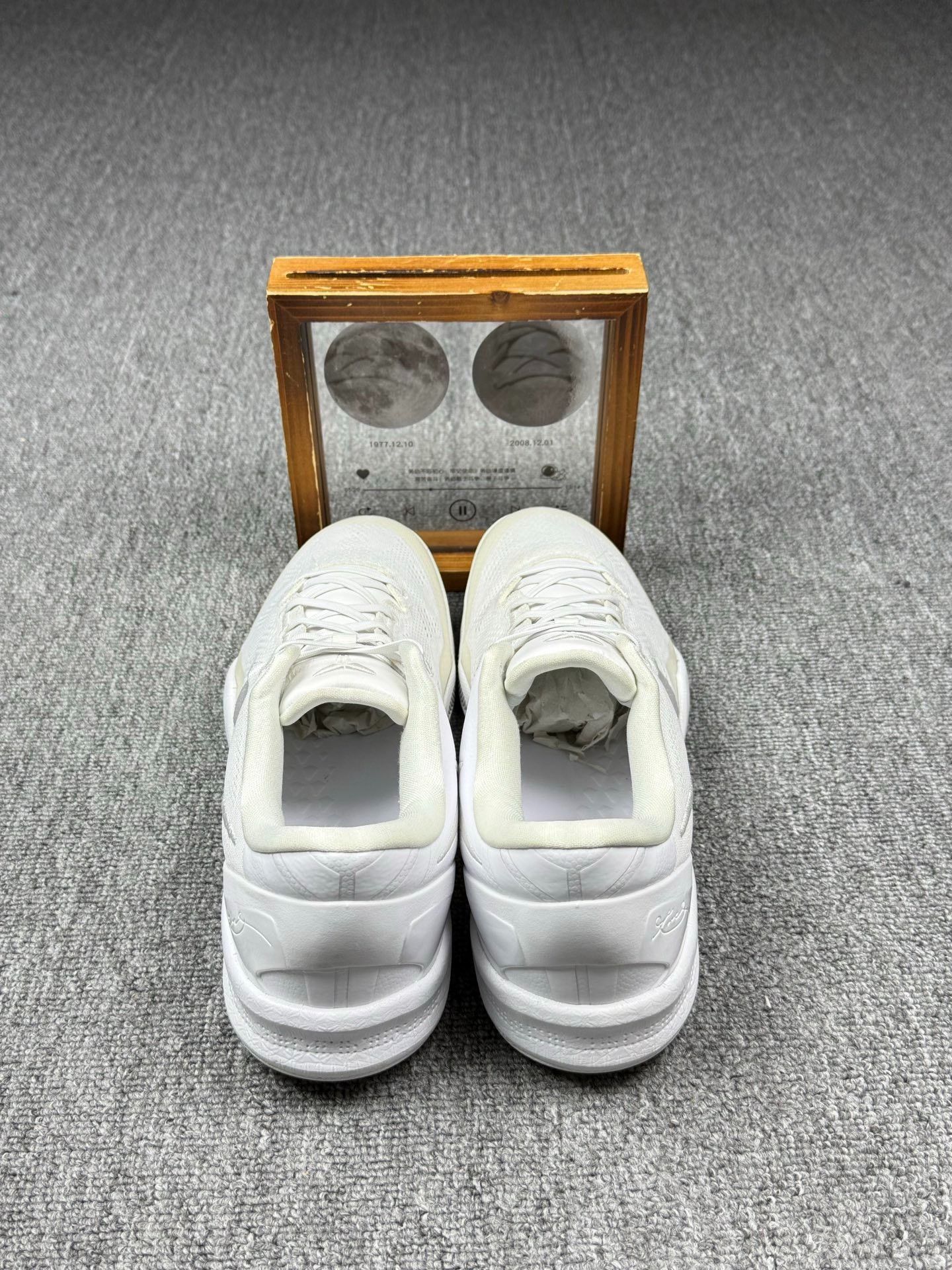 Nike Nike KOBE8 White Lowtop Sneakers 10 Men Size US 10 / EU 43 - 5 Thumbnail