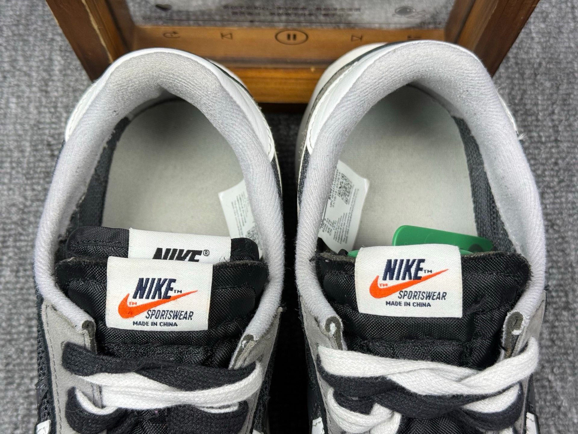 Nike Nike SACAI Black Lowtop Sneakers 11 Men Size US 11 / EU 44 - 8 Thumbnail