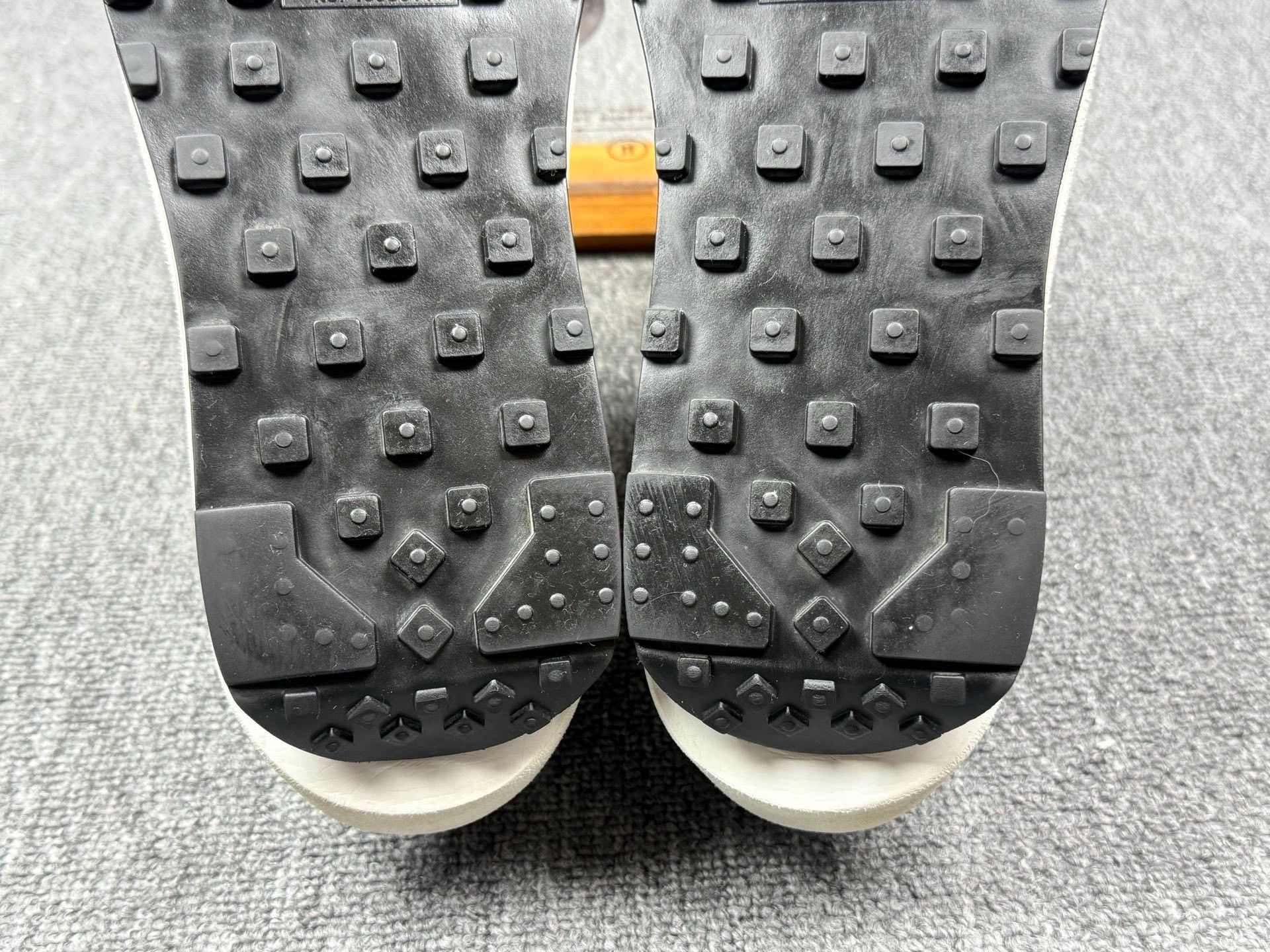 Nike Nike SACAI Black Lowtop Sneakers 11 Men Size US 11 / EU 44 - 7 Thumbnail