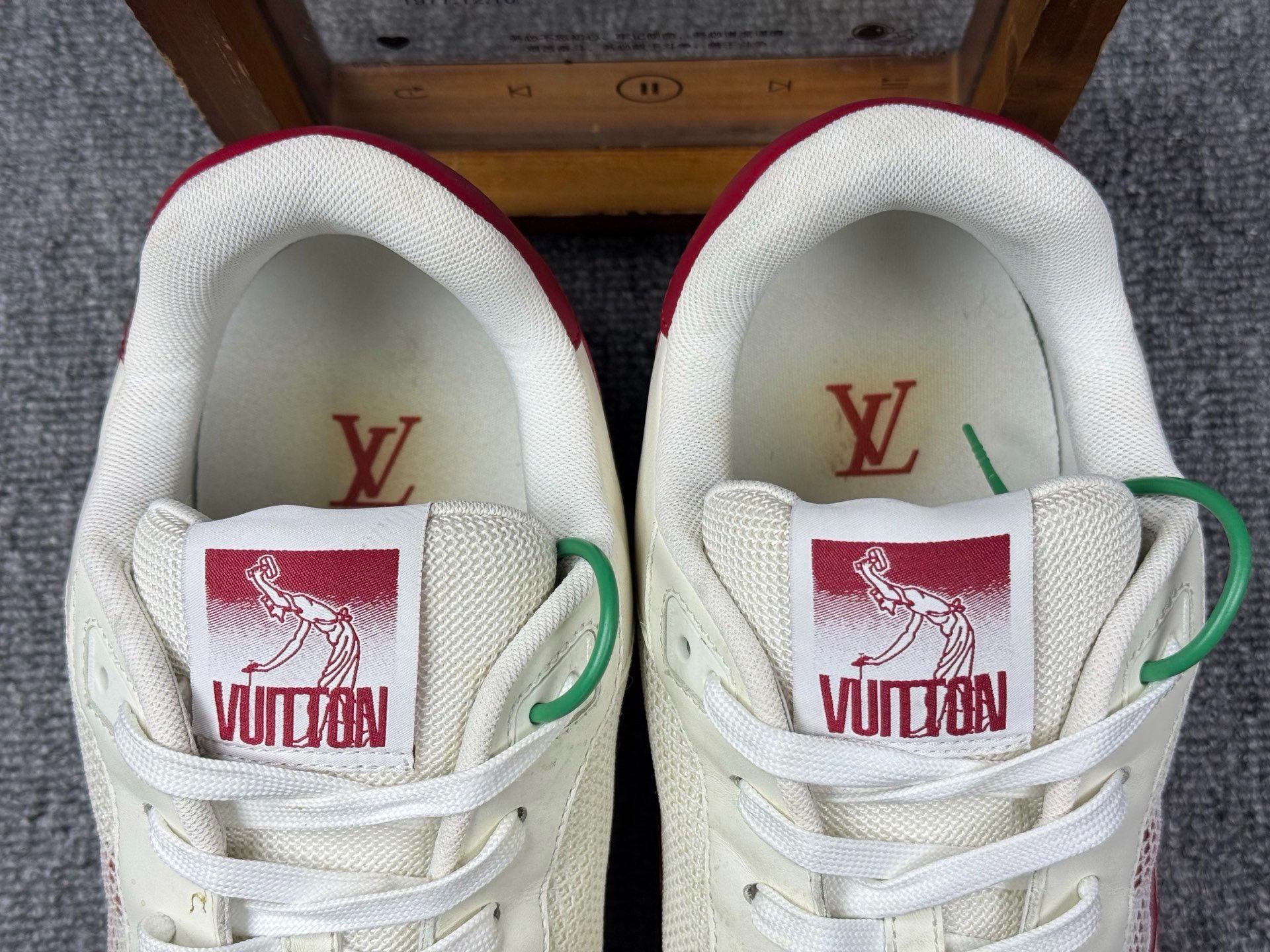 Louis Vuitton Louis Vuitton Training Red Lowtop Sneakers 11 Men Size US 11 / EU 44 - 9 Thumbnail