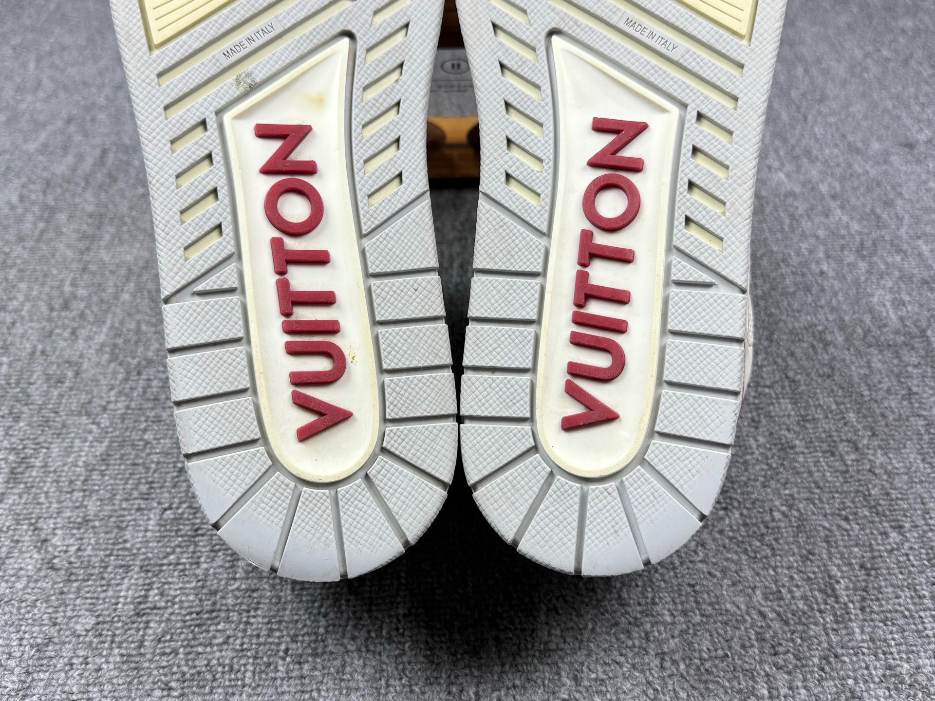 Louis Vuitton Louis Vuitton Training Red Lowtop Sneakers 11 Men Size US 11 / EU 44 - 8 Thumbnail