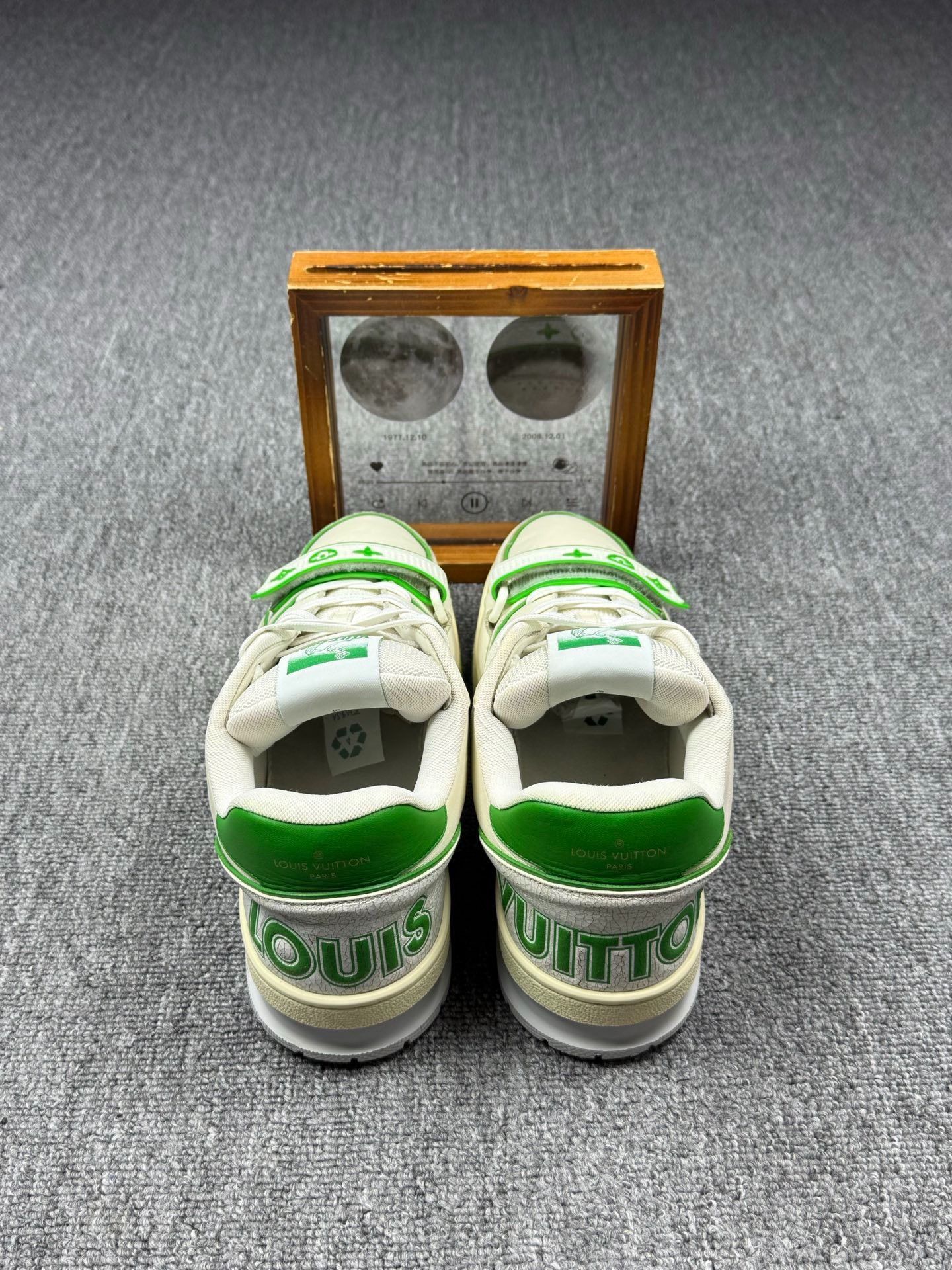 Louis Vuitton Louis Vuitton Training Green Lowtop Sneakers 9 Men Size US 9 / EU 42 - 5 Thumbnail