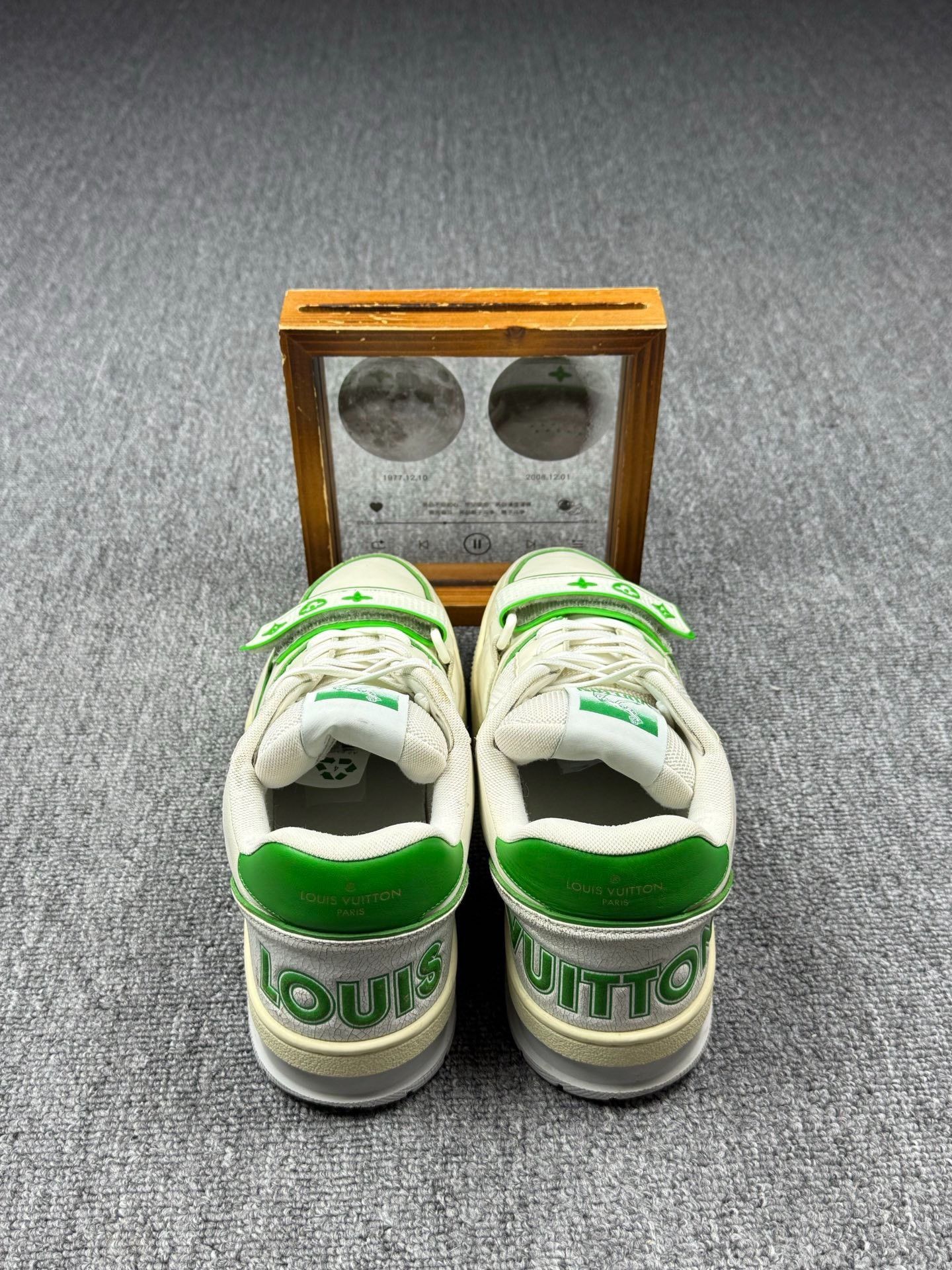 Louis Vuitton Louis Vuitton Training Green Lowtop Sneakers 8 Men Size US 8 / EU 41 - 5 Thumbnail