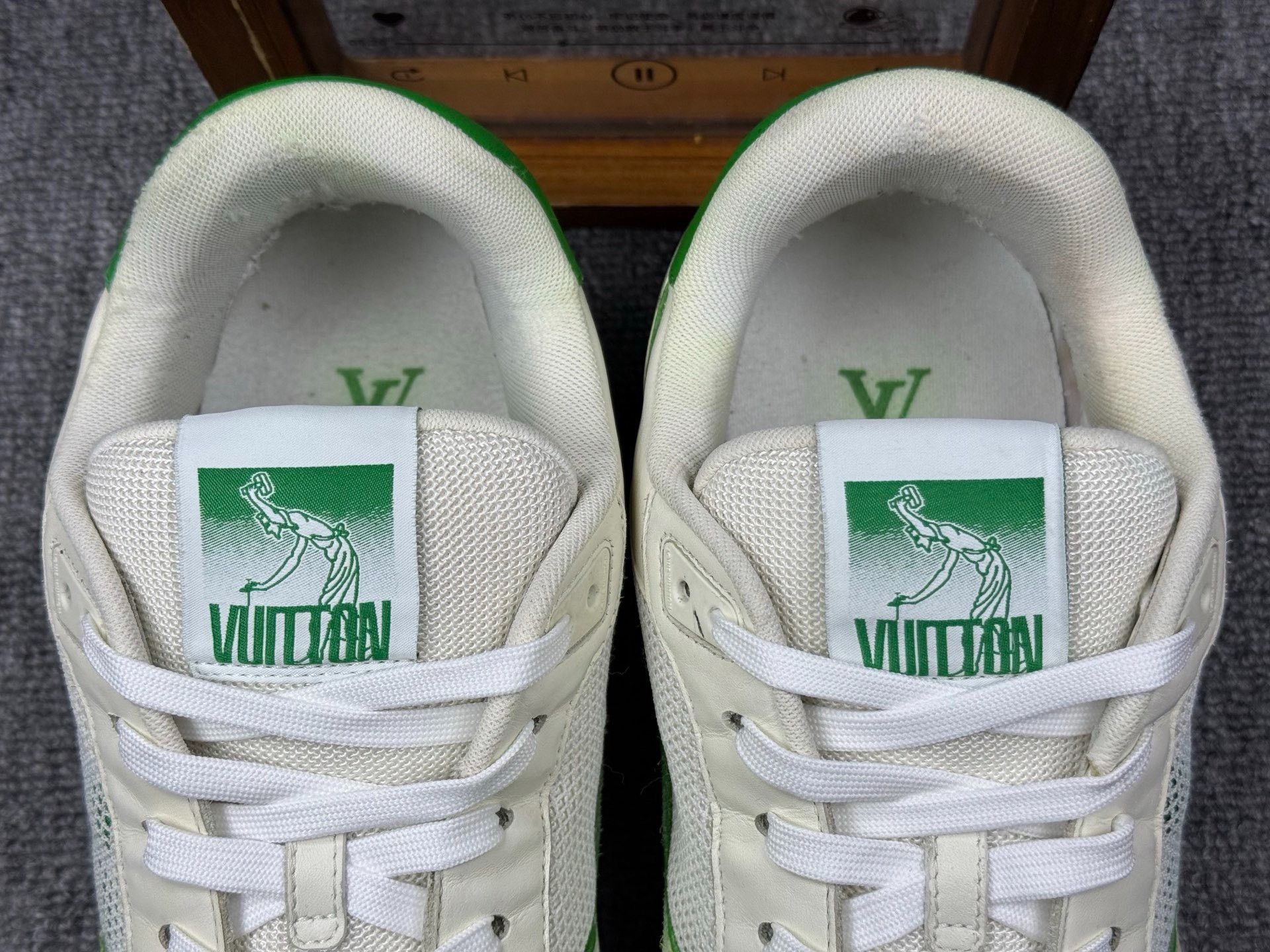 Louis Vuitton Louis Vuitton Training Green Lowtop Sneakers 10 Men Size US 10 / EU 43 - 9 Thumbnail