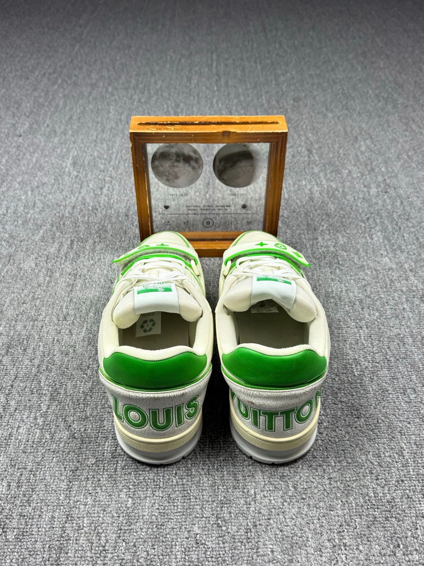 Louis Vuitton Louis Vuitton Training Green Lowtop Sneakers 10 Men Size US 10 / EU 43 - 5 Thumbnail