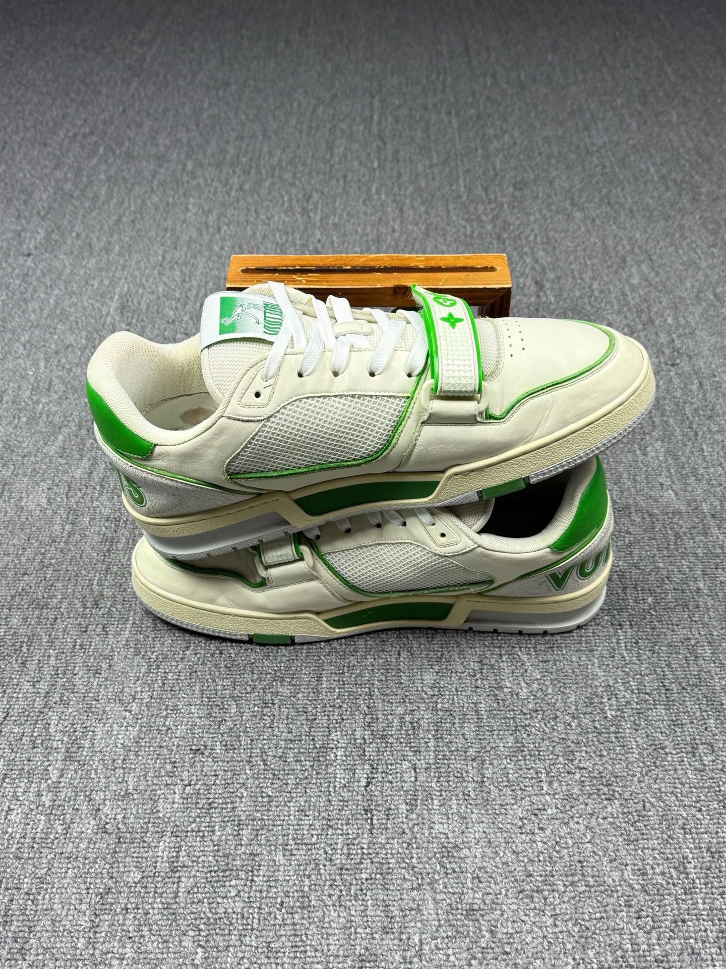 Louis Vuitton Louis Vuitton Training Green Lowtop Sneakers 10 Men Size US 10 / EU 43 - 3 Thumbnail