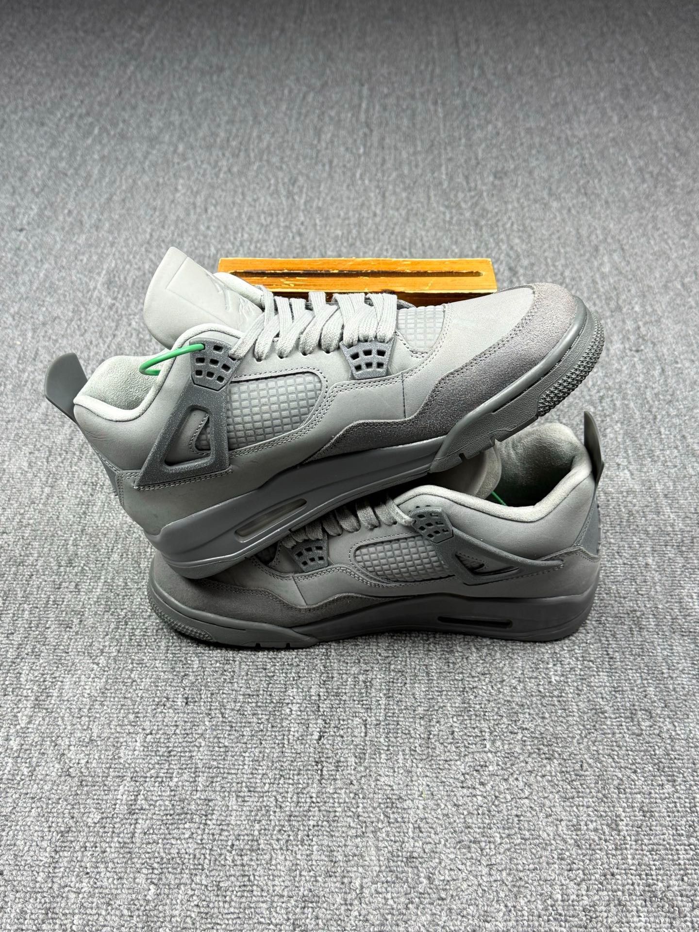 Nike Nike AJ4 Gray Lowtop Sneakers 9 Men Size US 9 / EU 42 - 3 Thumbnail