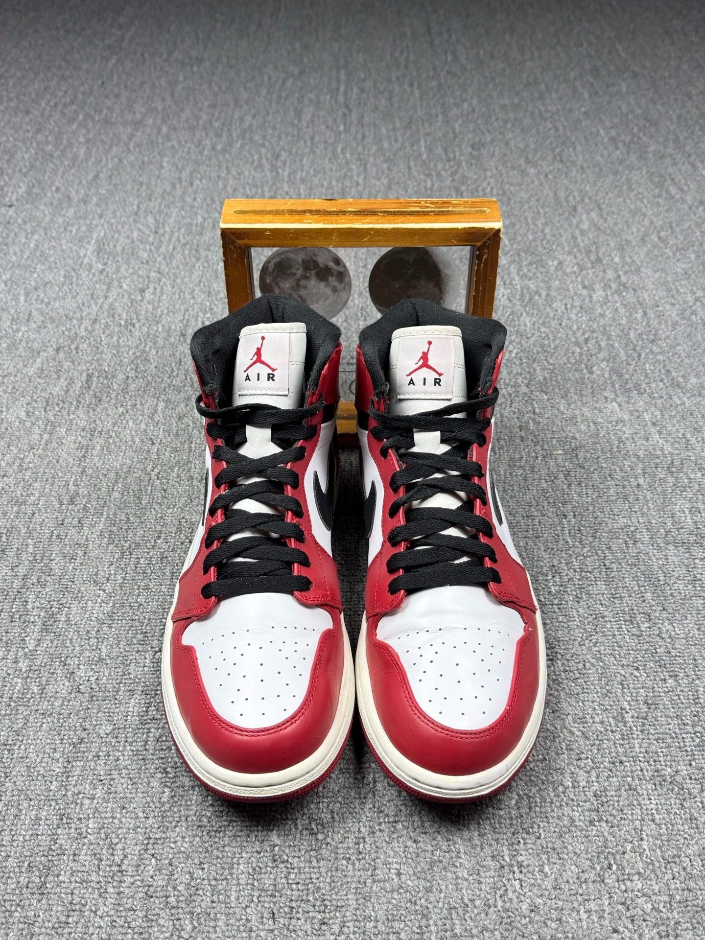 Nike Nike AJ1 Red Lowtop Sneakers 11 Men Size US 11 / EU 44 - 4 Thumbnail