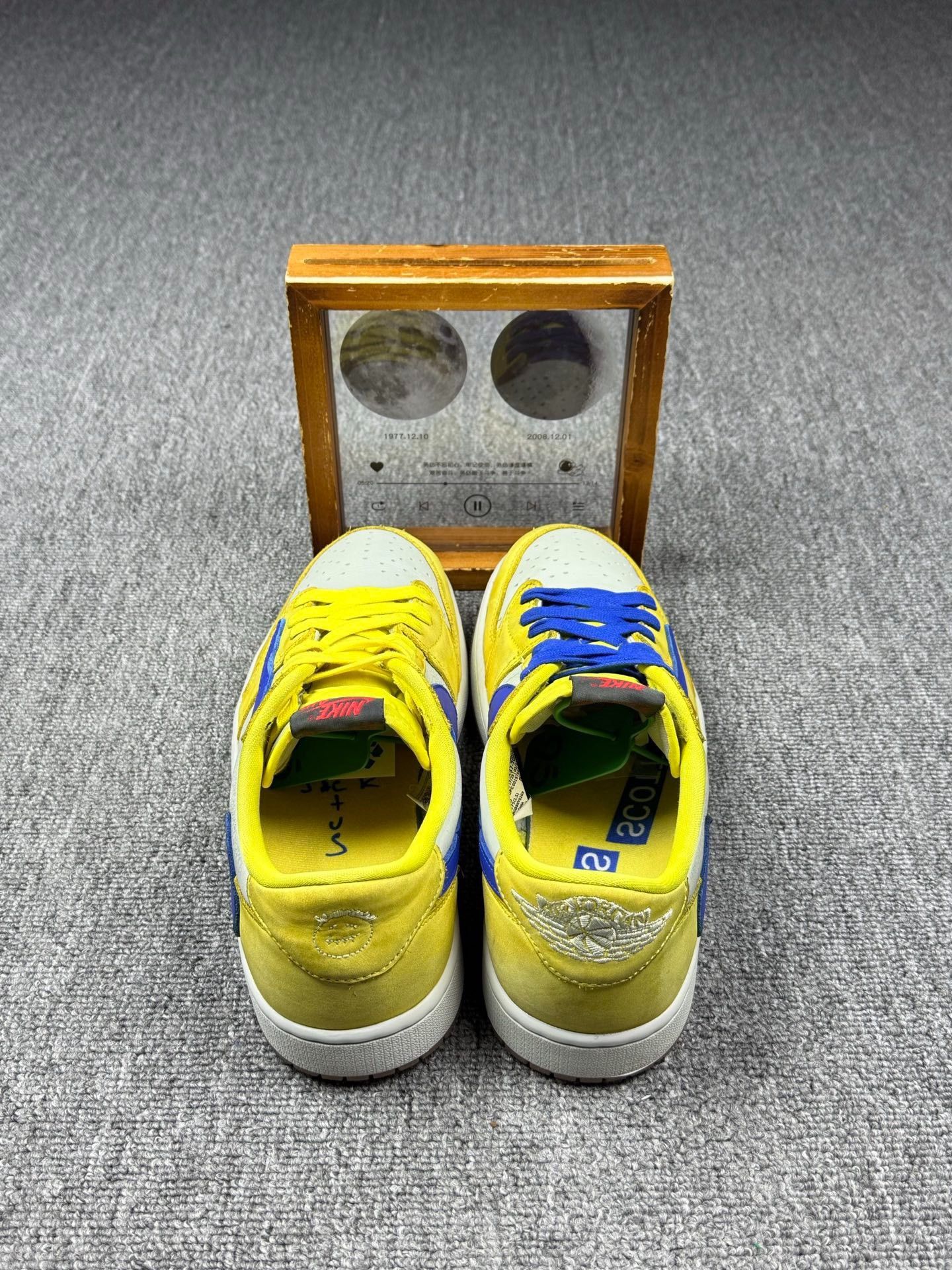 Nike Nike AJ1 Gold Lowtop Sneakers 9 Men Size US 9 / EU 42 - 5 Thumbnail