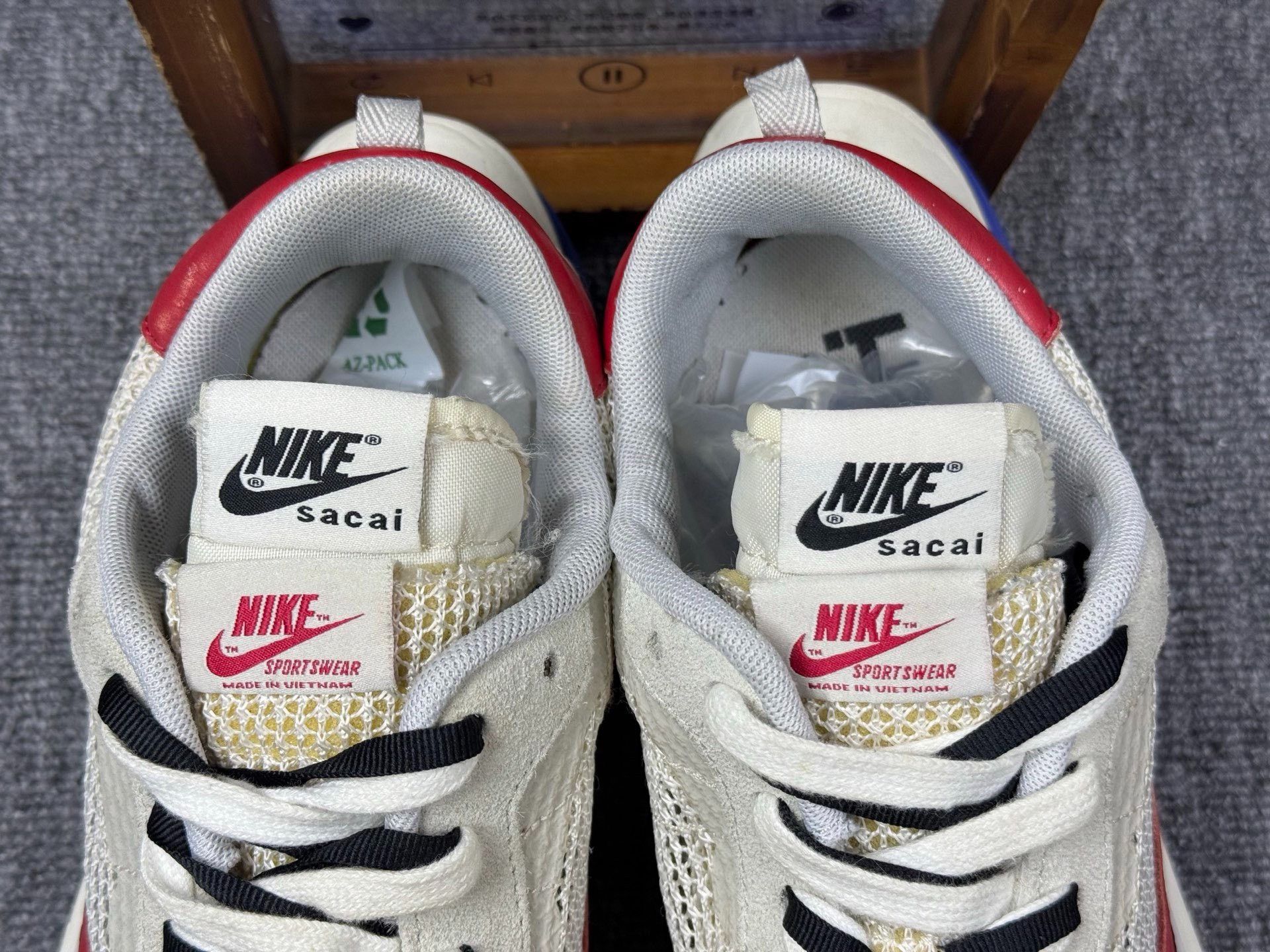Nike Nike SACAI White Lowtop Sneakers 12 Men Size US 12 / EU 45 - 9 Thumbnail