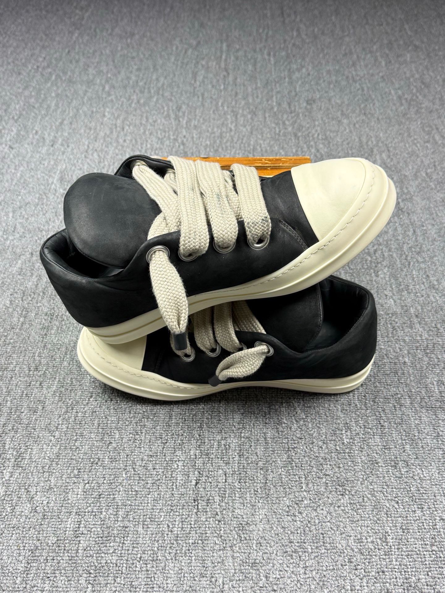 Rick Owens Rick Owens Leather Black Lowtop Sneakers 11 Men Size US 11 / EU 44 - 3 Thumbnail