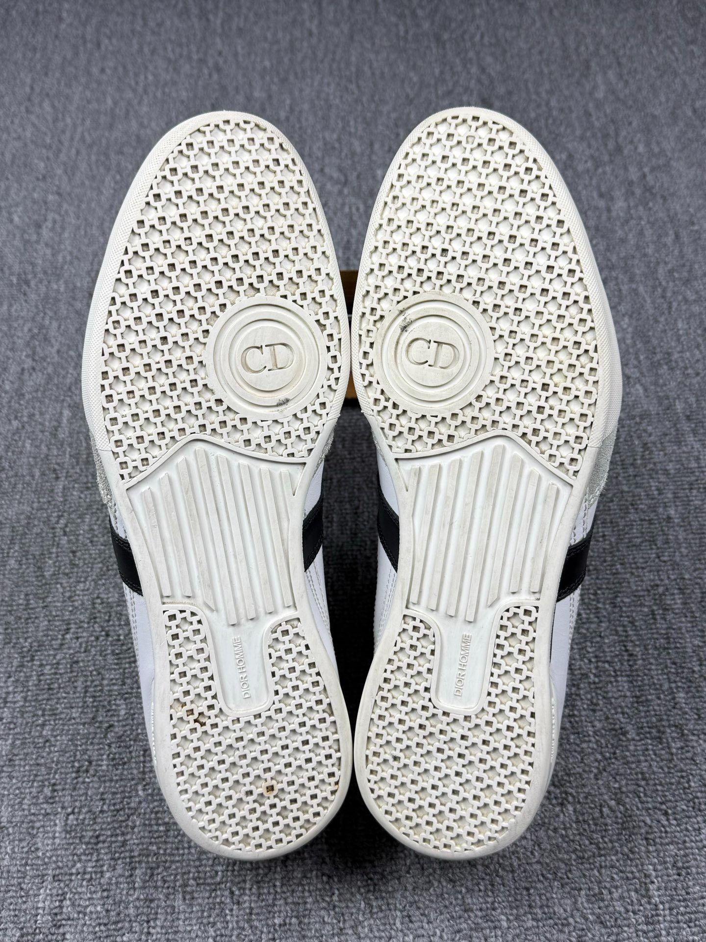 Dior Dior White Lowtop Sneakers 9 Men Size US 9 / EU 42 - 6 Thumbnail