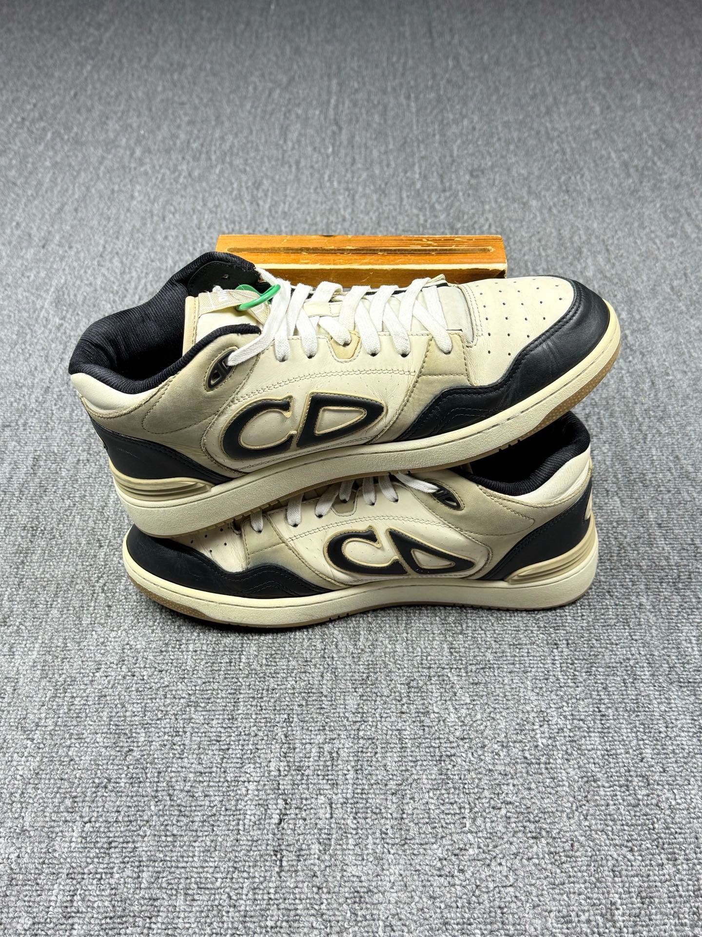 Dior Dior Printed Beige Lowtop Sneakers 9 Men Size US 9 / EU 42 - 3 Thumbnail