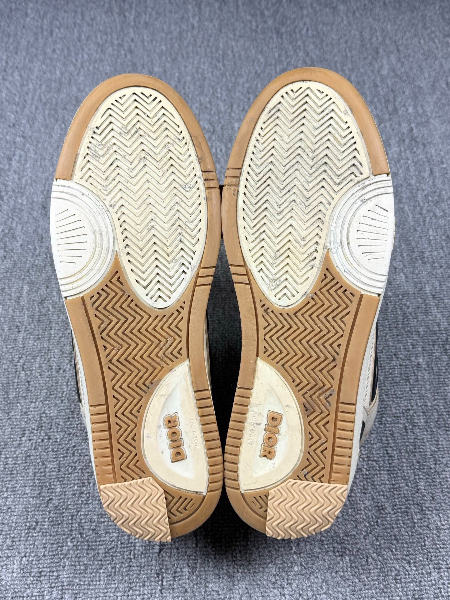 Dior Dior Printed Beige Lowtop Sneakers 9 Men Size US 9 / EU 42 - 6 Thumbnail