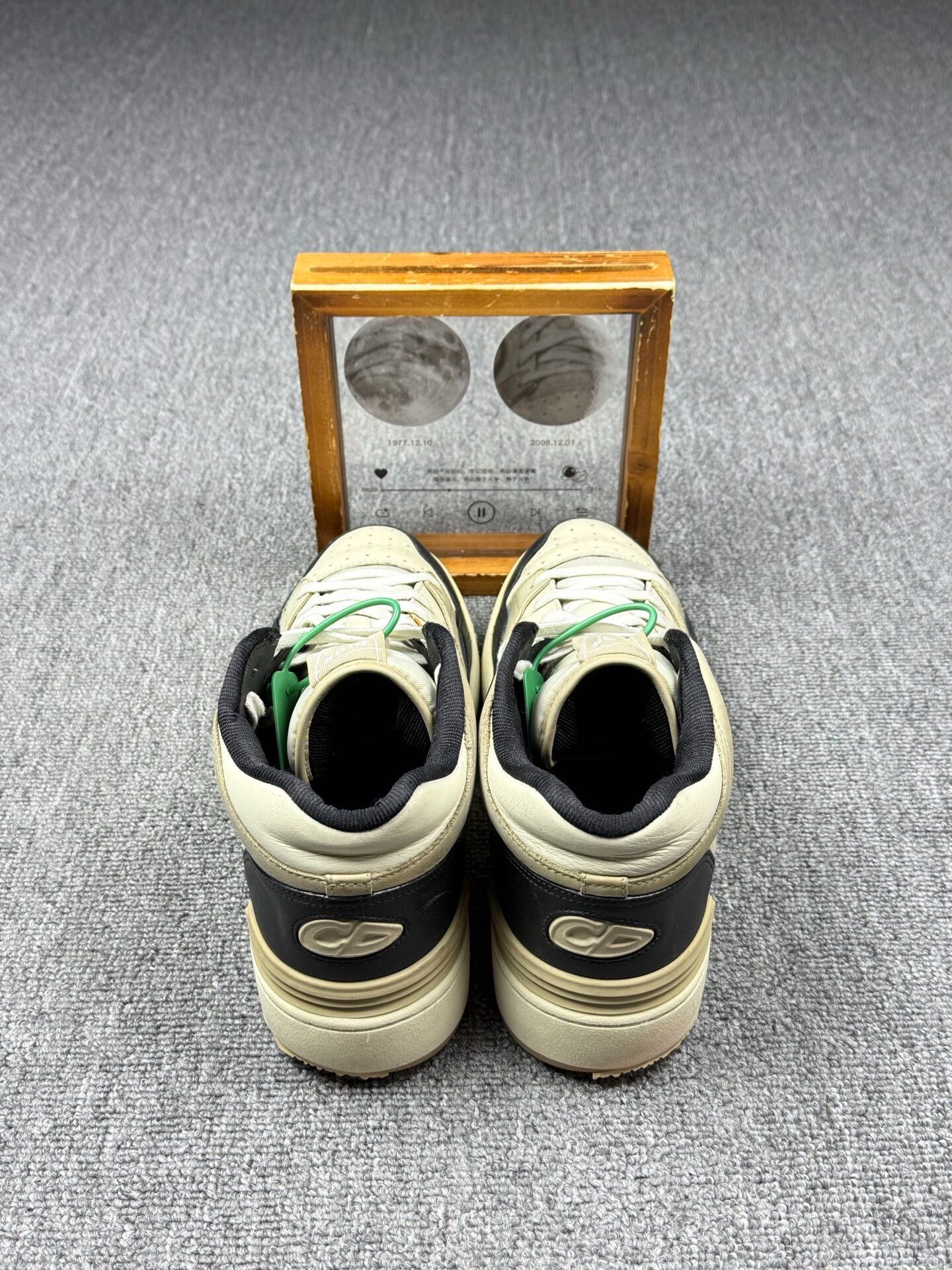 Dior Dior Printed Beige Lowtop Sneakers 9 Men Size US 9 / EU 42 - 5 Thumbnail