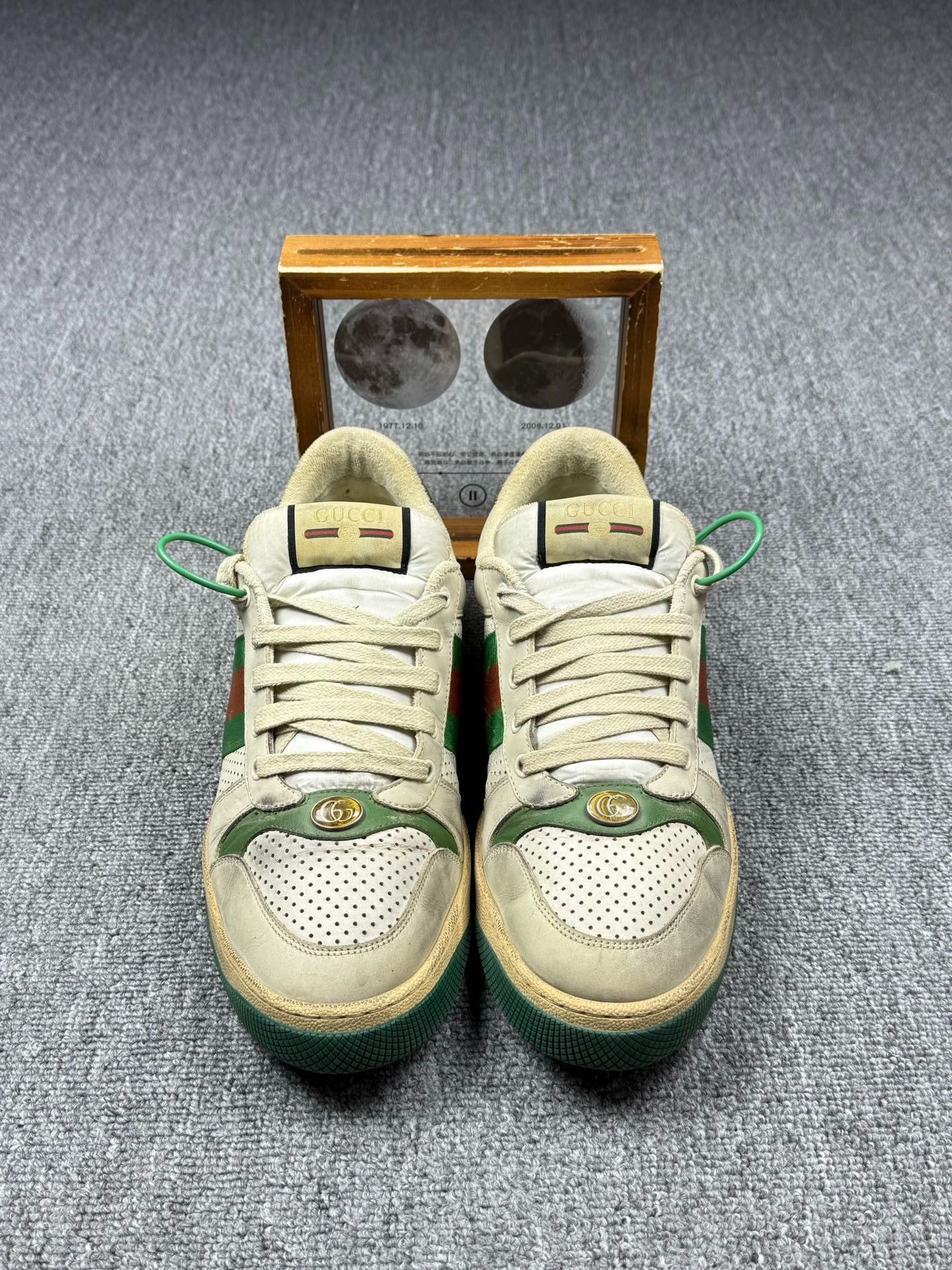 Gucci Gucci Distressed Green Lowtop Sneakers 11 Men Size US 11 / EU 44 - 4 Thumbnail