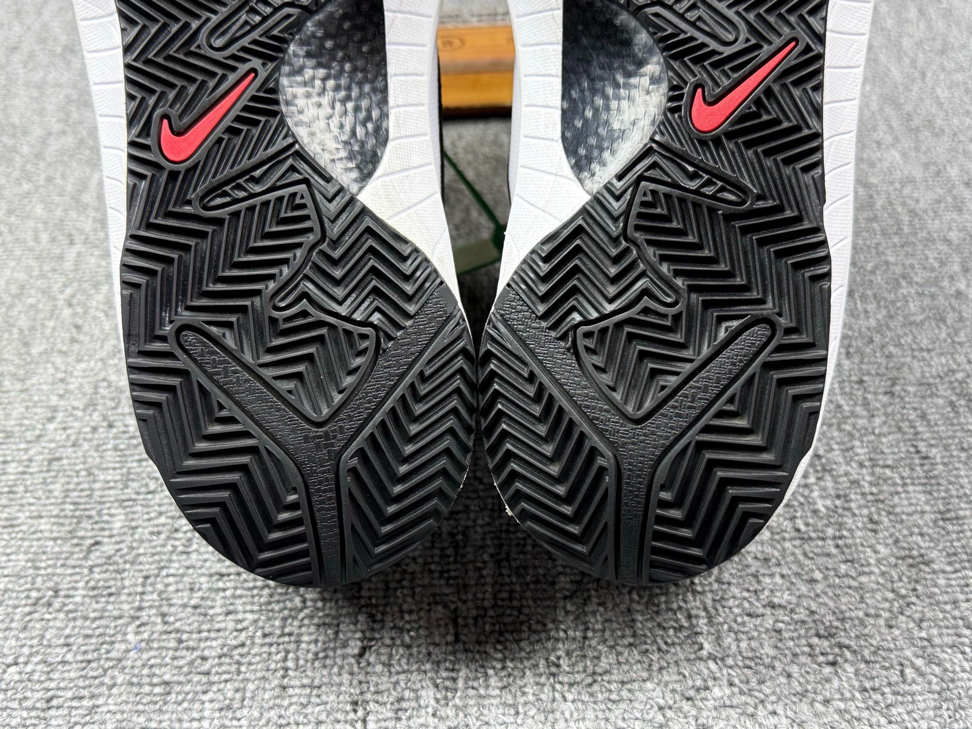 Nike Nike KOBE4 Black Lowtop Sneakers 9 Men Size US 9 / EU 42 - 8 Thumbnail