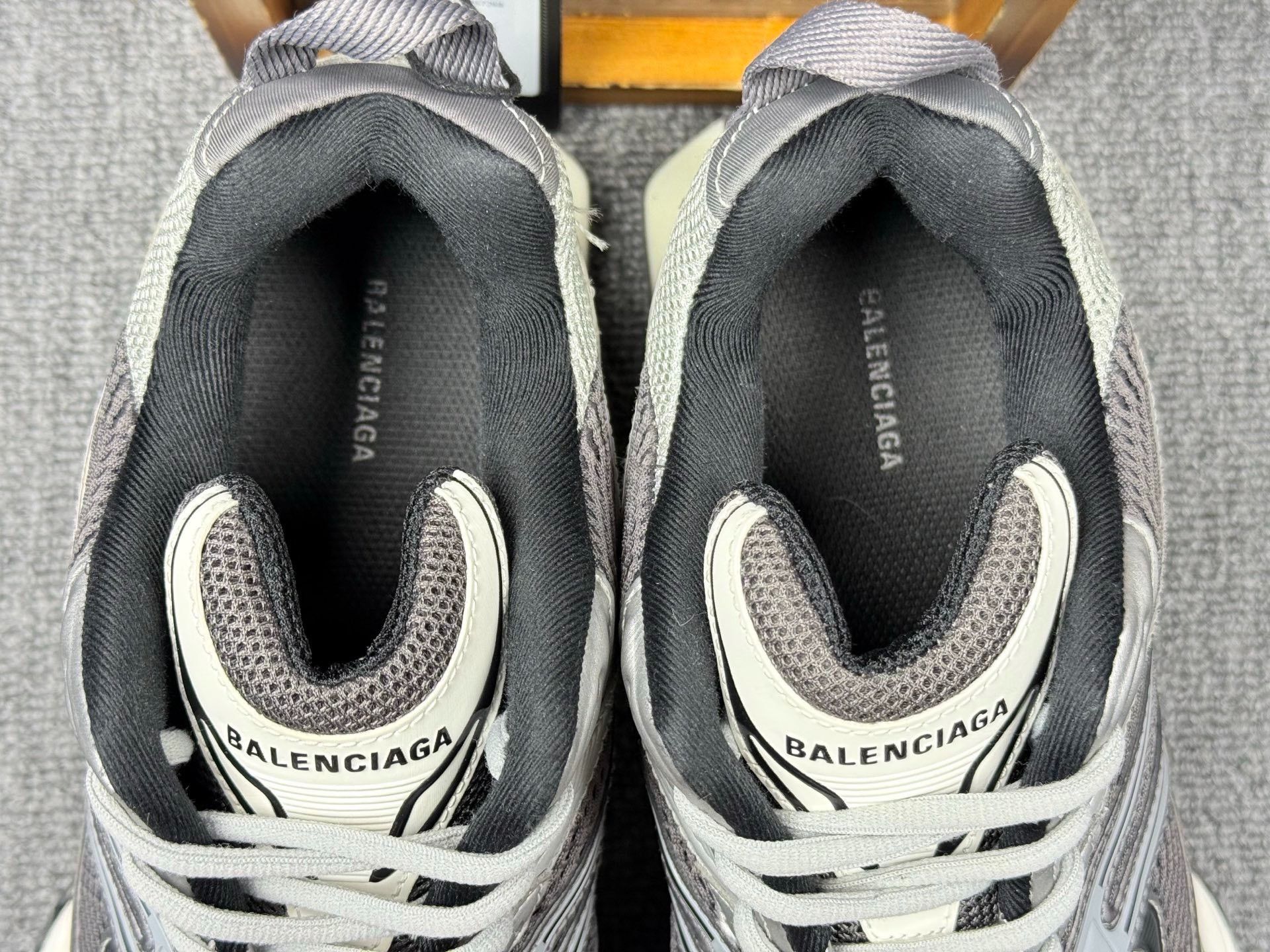 Balenciaga Balenciaga Multi Lowtop Sneakers 10 Men Size US 10 / EU 43 - 9 Thumbnail