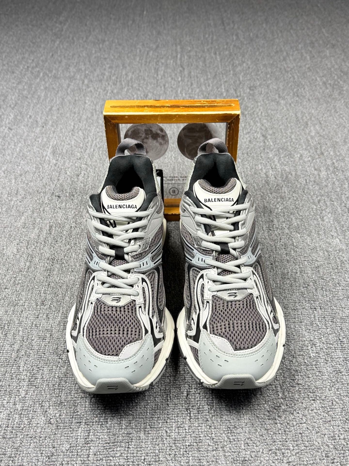 Balenciaga Balenciaga Multi Lowtop Sneakers 10 Men Size US 10 / EU 43 - 4 Thumbnail