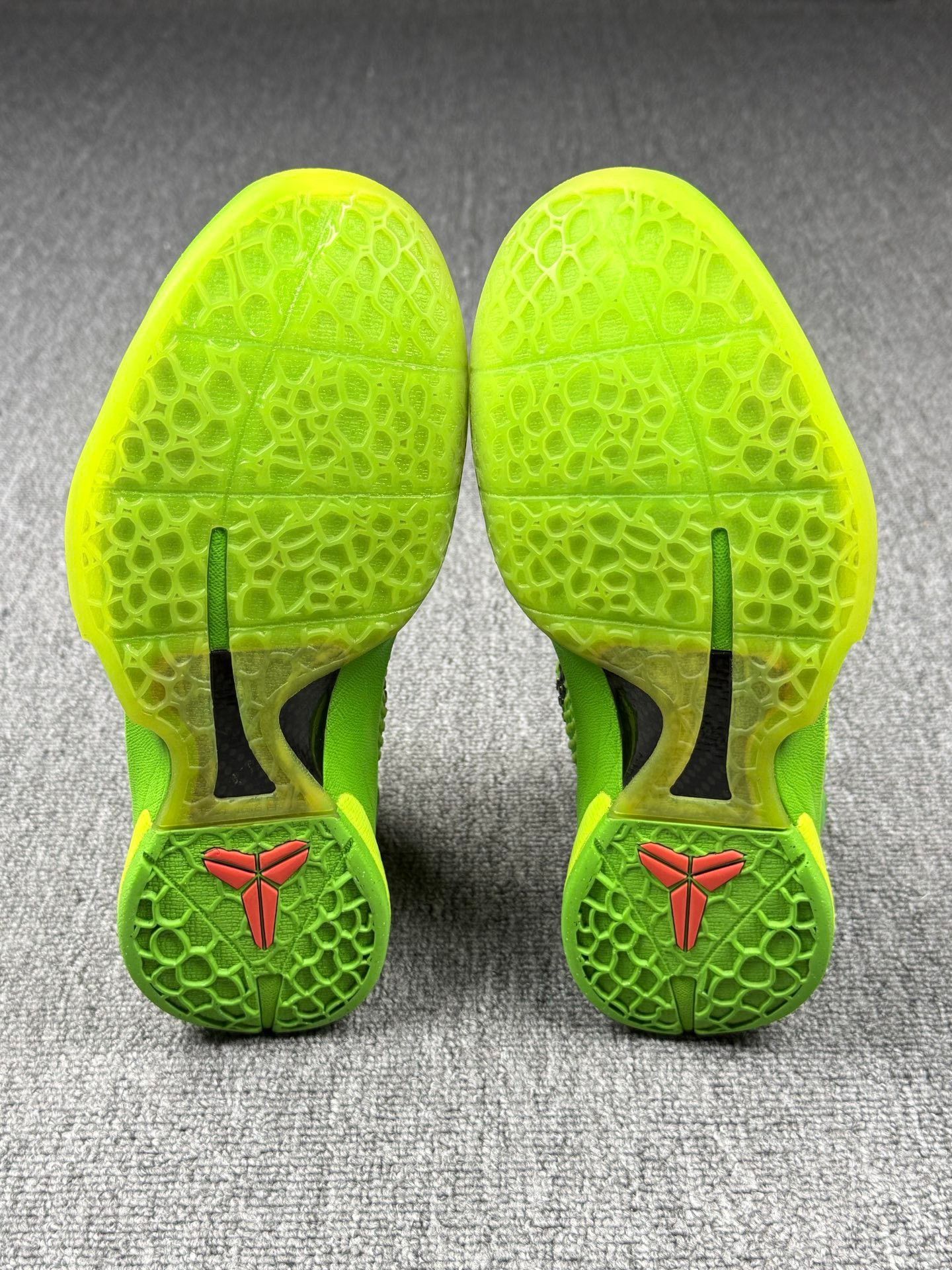 Nike Nike KOBE6 Lowtop Sneakers 8 Men Size US 8 / EU 41 - 6 Thumbnail
