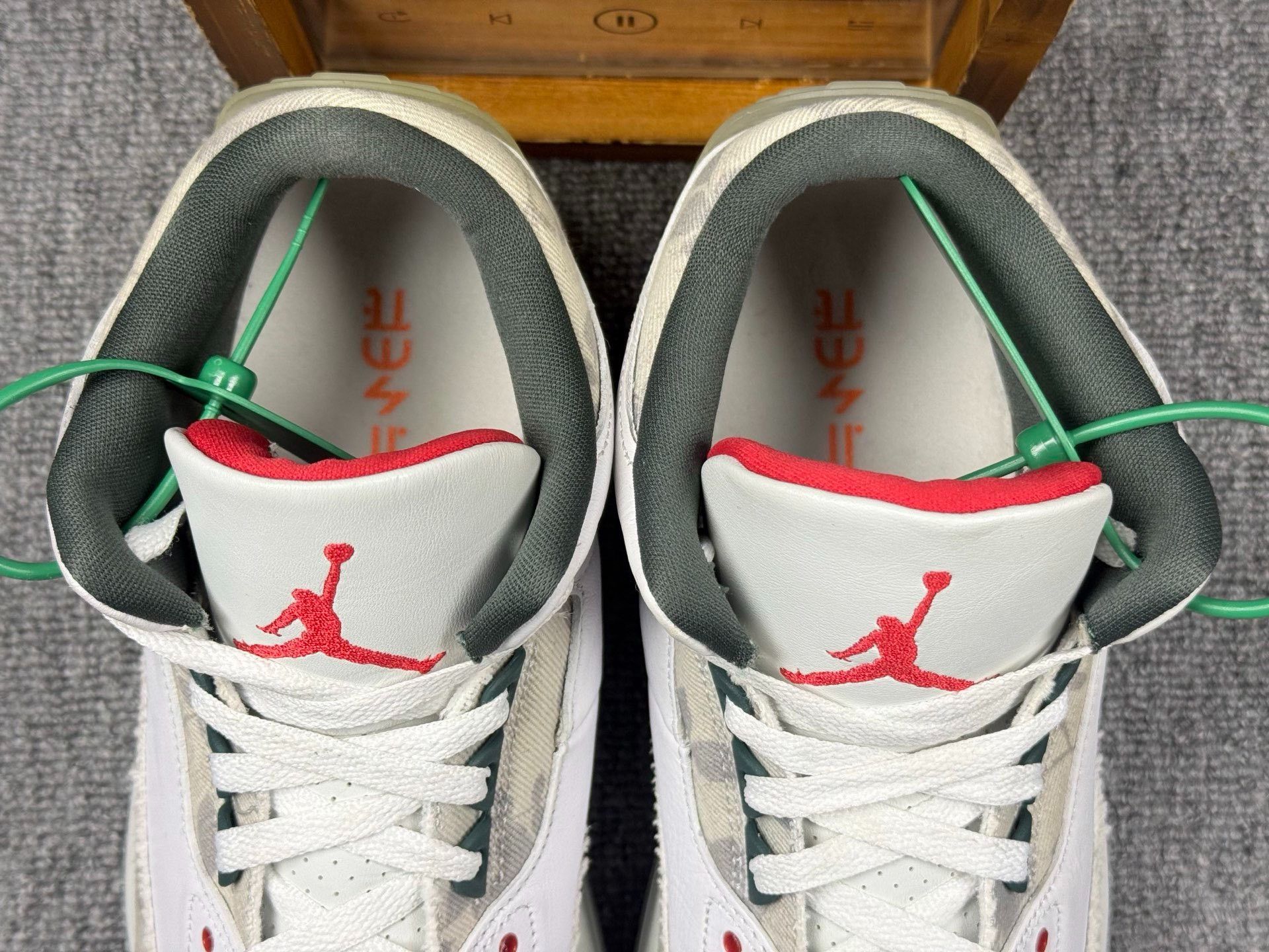 Nike Nike AJ3 Multi Lowtop Sneakers 11 Men Size US 11 / EU 44 - 9 Thumbnail