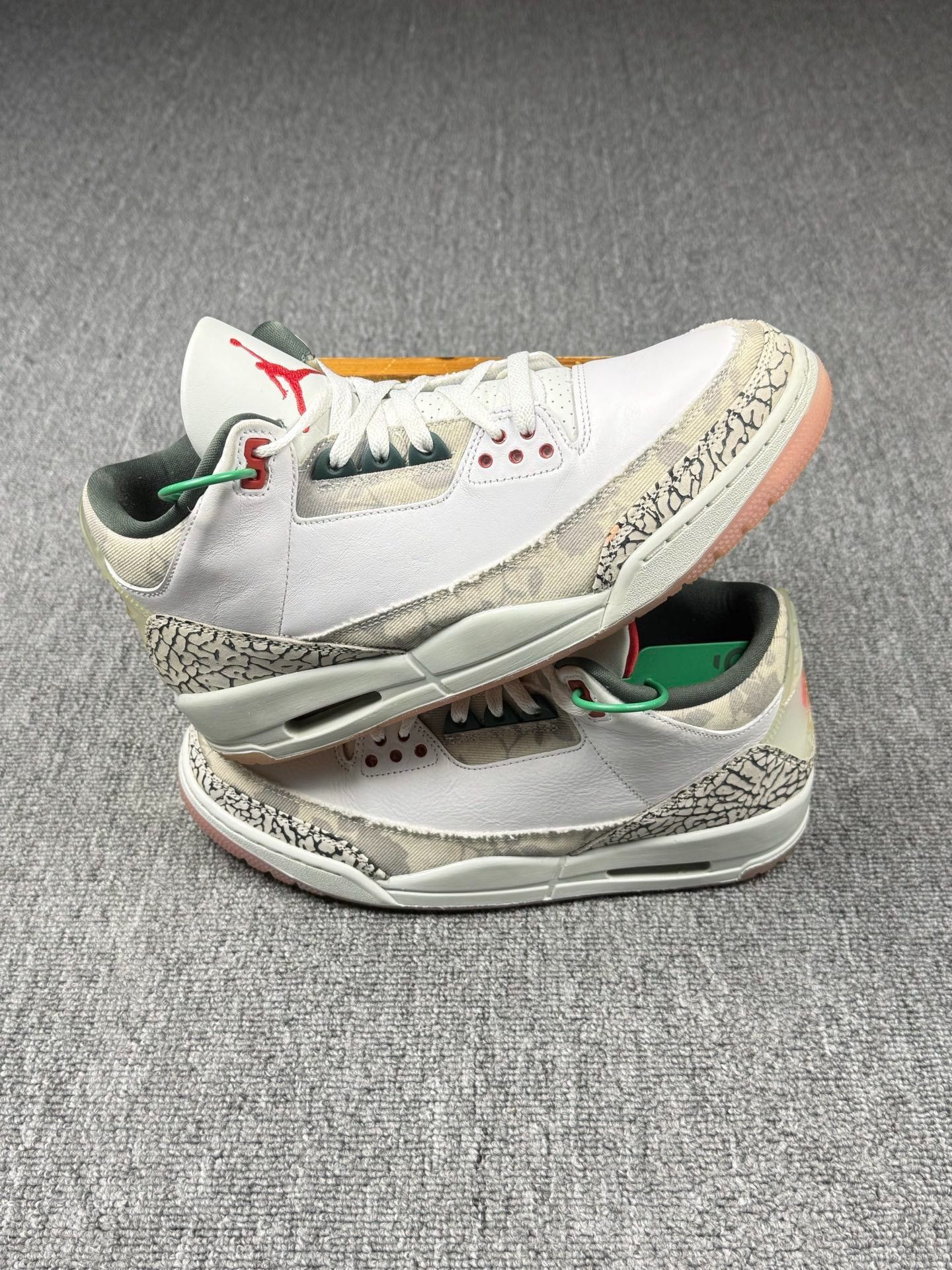 Nike Nike AJ3 Multi Lowtop Sneakers 11 Men Size US 11 / EU 44 - 2 Thumbnail