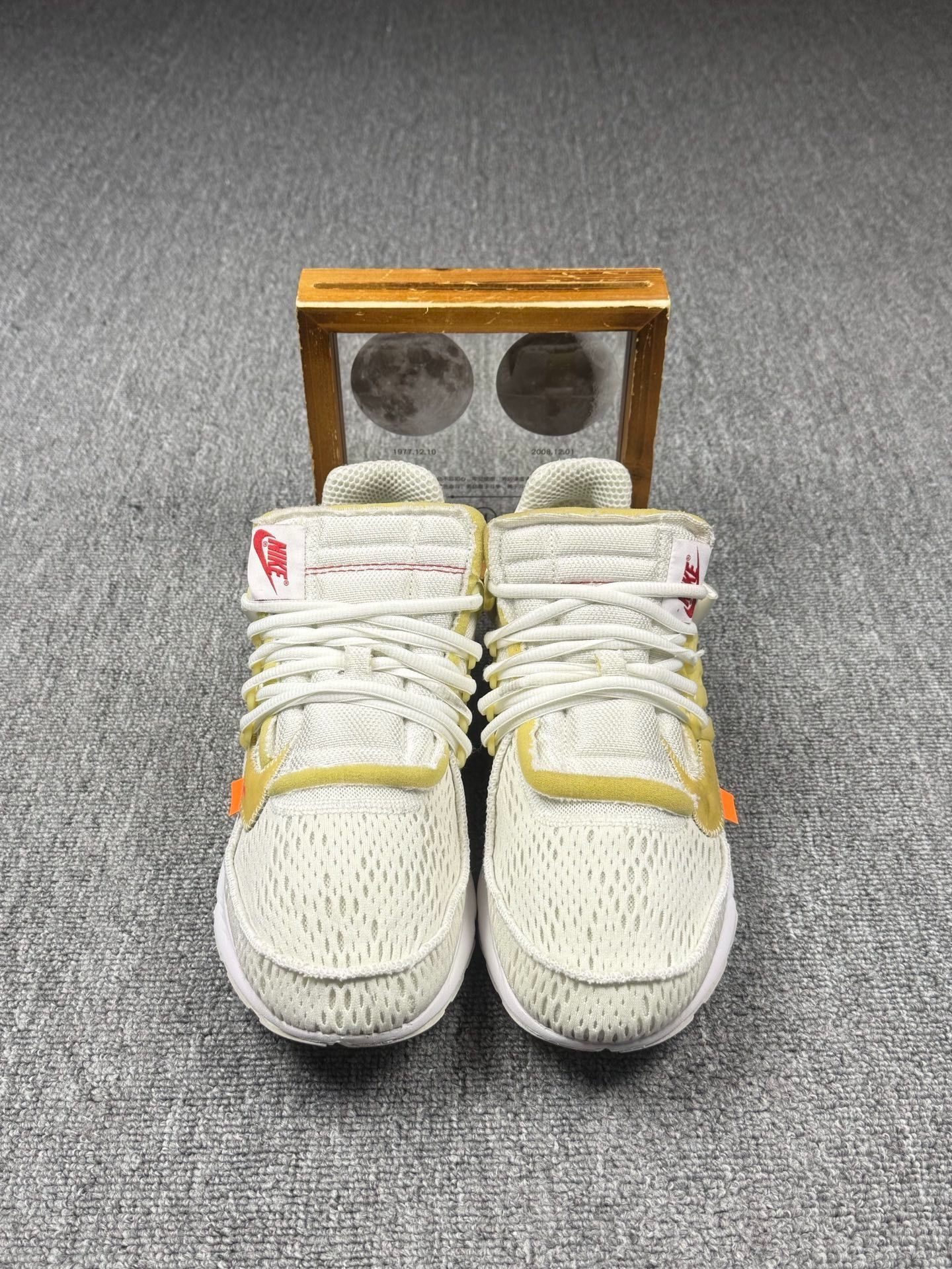 Nike Nike White Lowtop Sneakers 11 Men Size US 11 / EU 44 - 4 Thumbnail
