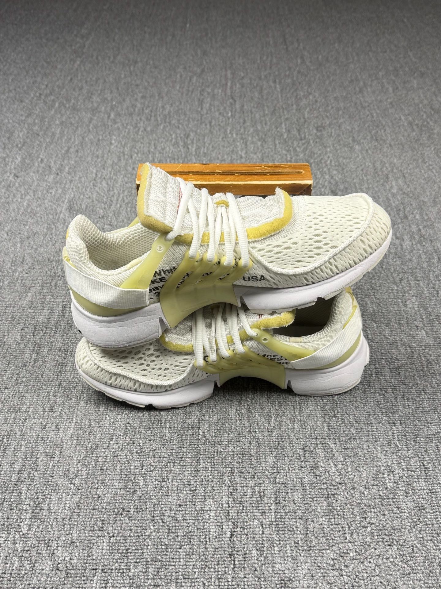 Nike Nike White Lowtop Sneakers 11 Men Size US 11 / EU 44 - 3 Thumbnail