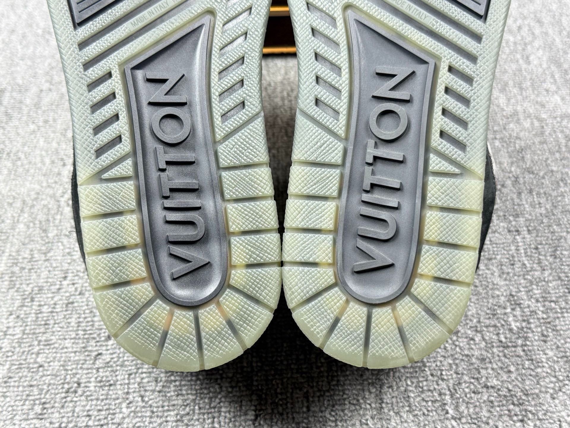 Louis Vuitton Louis Vuitton Training Multi Lowtop Sneakers fr_43 Women Size US 12 / IT 42 - 8 Thumbnail