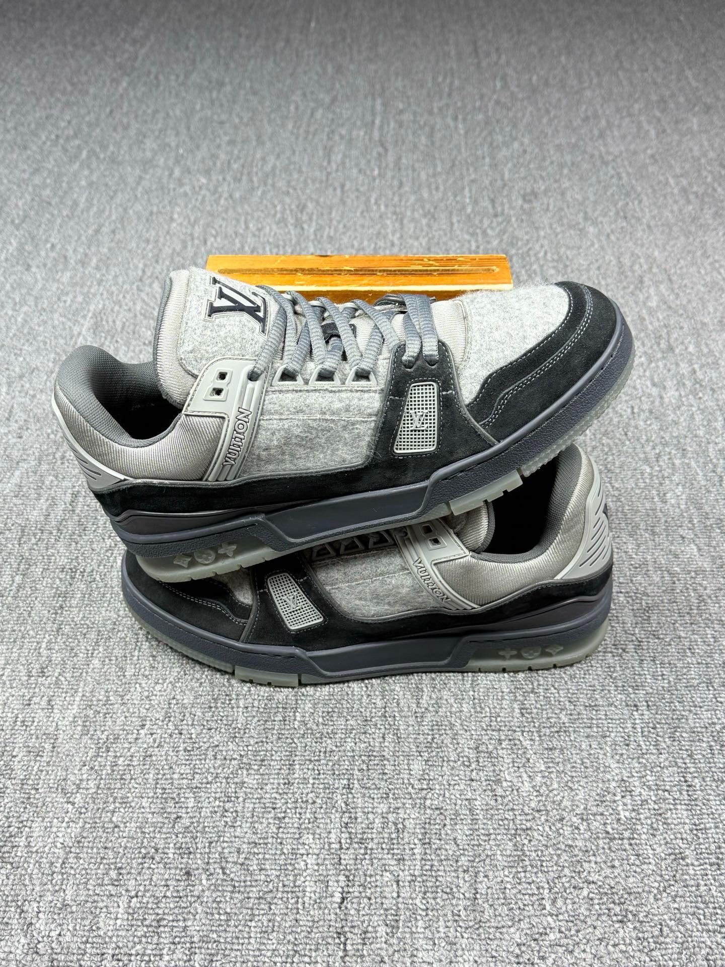 Louis Vuitton Louis Vuitton Training Multi Lowtop Sneakers fr_43 Women Size US 12 / IT 42 - 2 Thumbnail