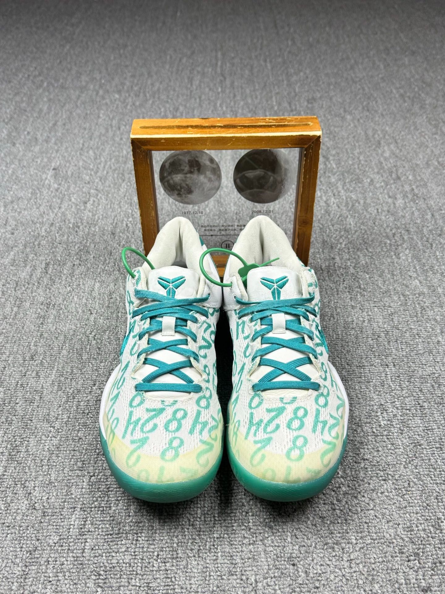 Nike Nike KOBE8 Green Lowtop Sneakers 8 Men Size US 8 / EU 41 - 4 Thumbnail