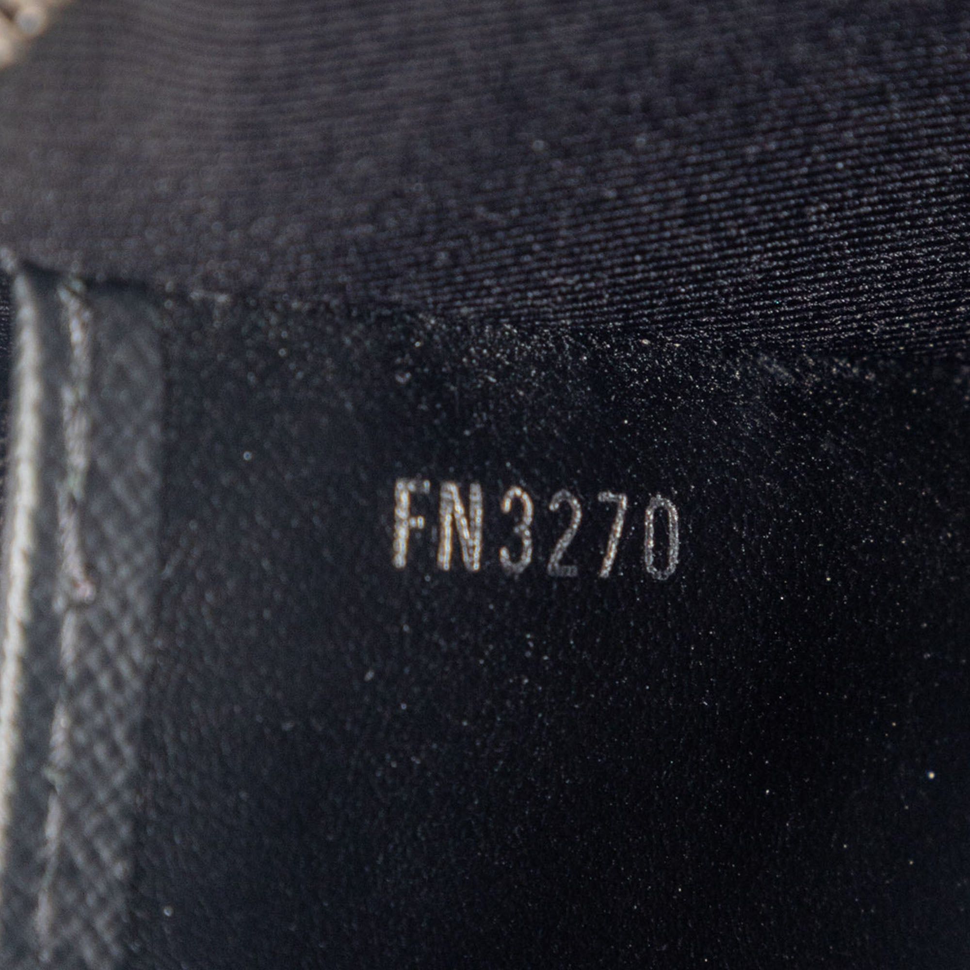 Louis Vuitton Monogram Eclipse Reverse Pochette Voyage MM Size ONE SIZE - 6 Thumbnail