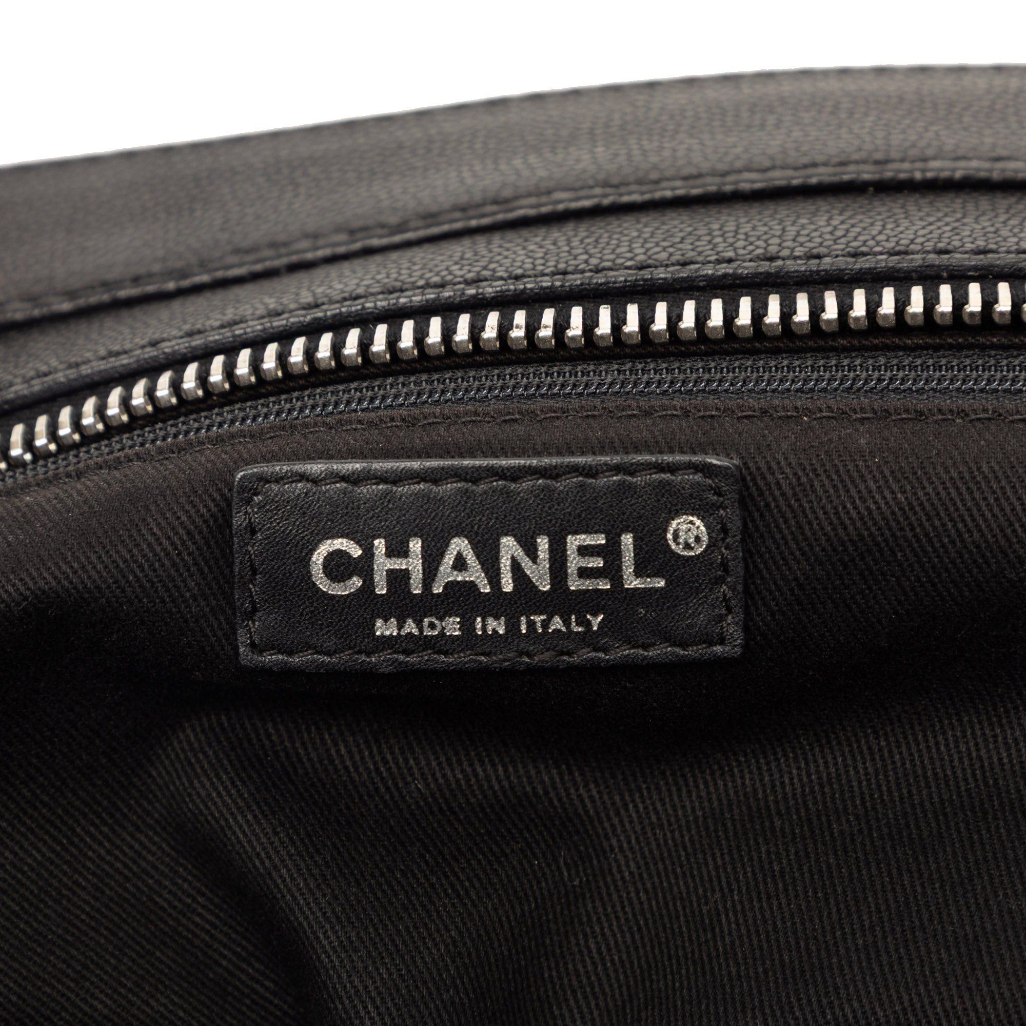 Chanel Large Caviar Reissue 2.55 Bowling Bag Size ONE SIZE - 5 Thumbnail