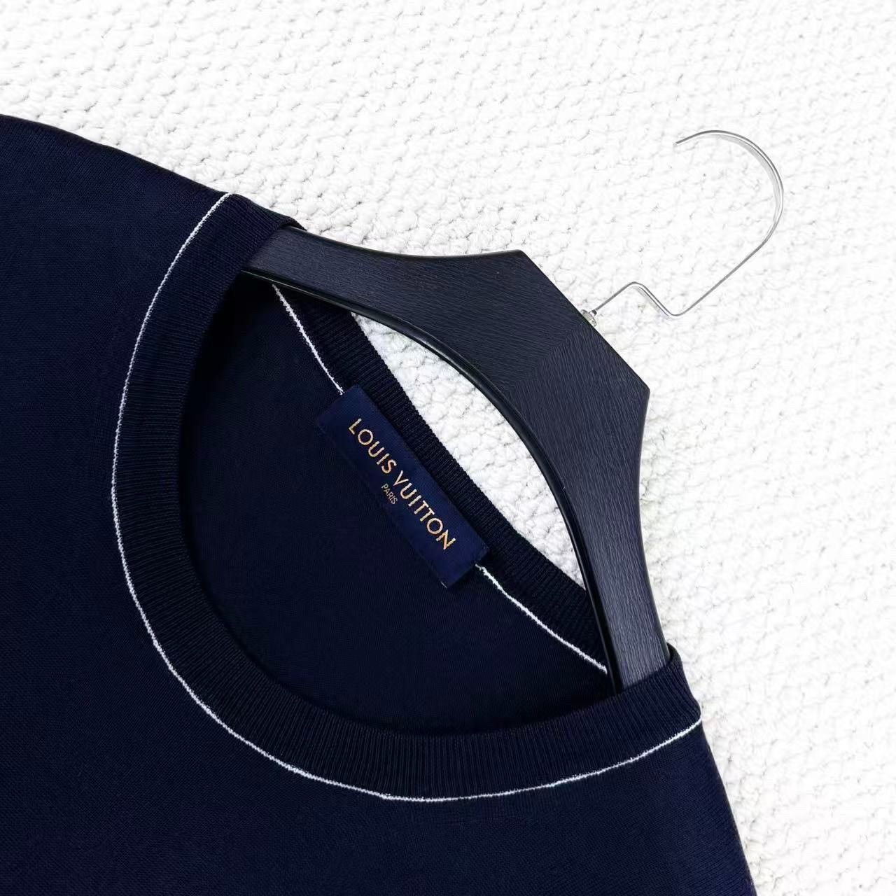 Louis Vuitton Louis Vuitton Blue Letter Logo Knit Sweater Size US XL / EU 56 / 4 - 3 Thumbnail