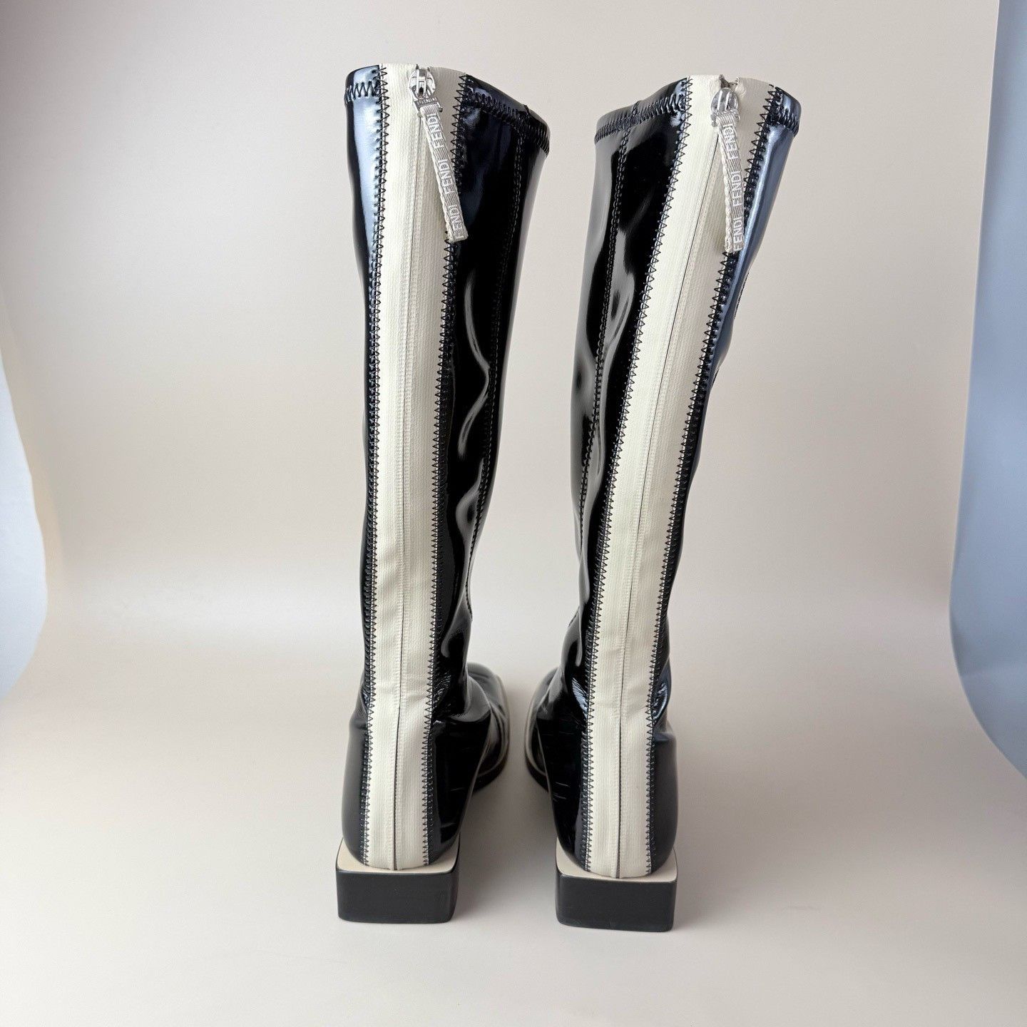 Fendi Fendi Black Logo Zipper Short Boots Size US 7 / IT 37 - 3 Thumbnail