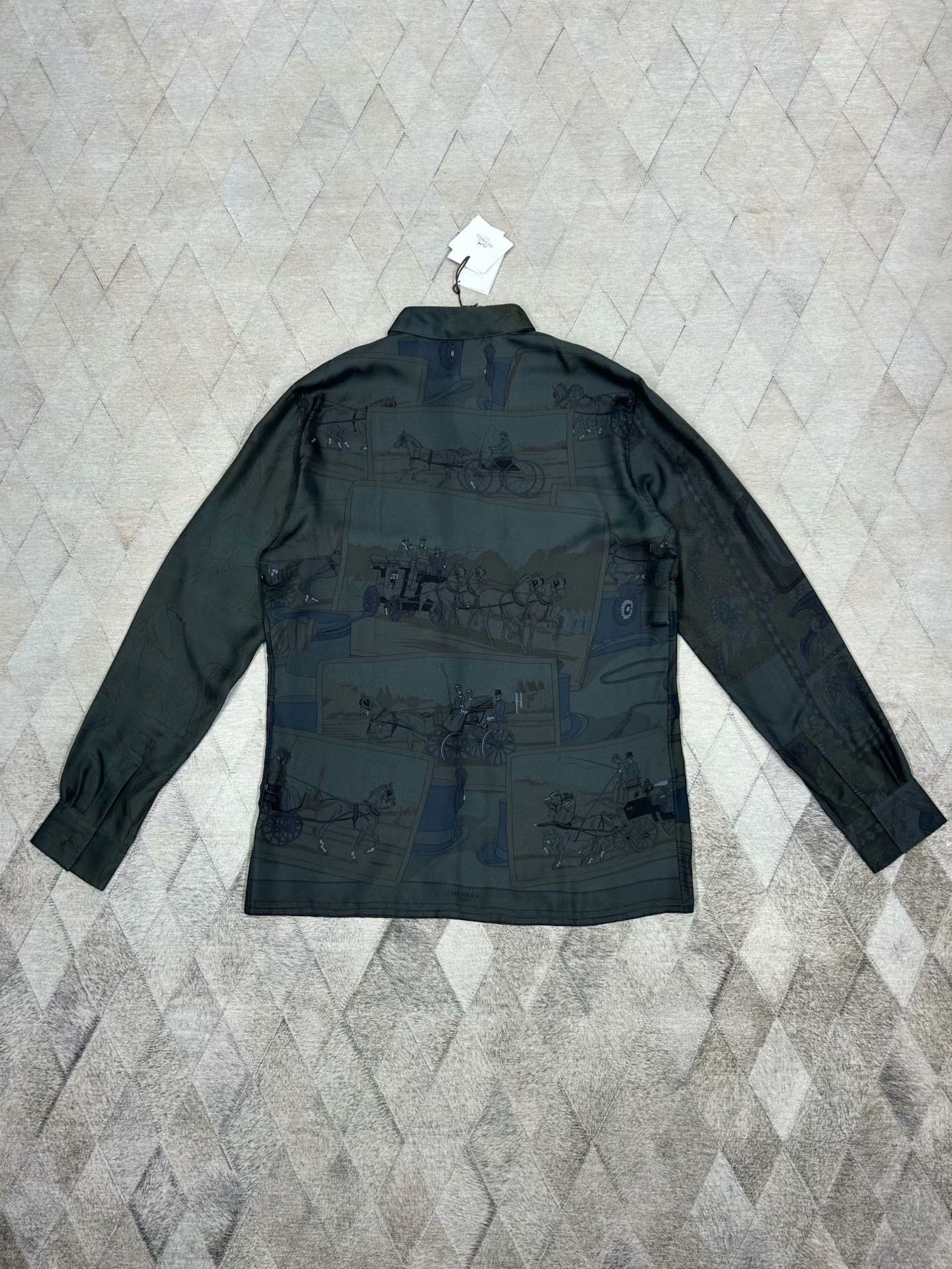 Hermes Hermes Vintage Carriage Silk Shirt Size US M / EU 48-50 / 2 - 3 Thumbnail