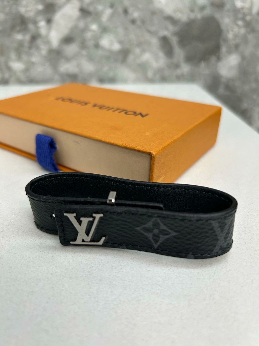 Louis Vuitton LV Monogram Leather Bracelet Size ONE SIZE - 4 Thumbnail