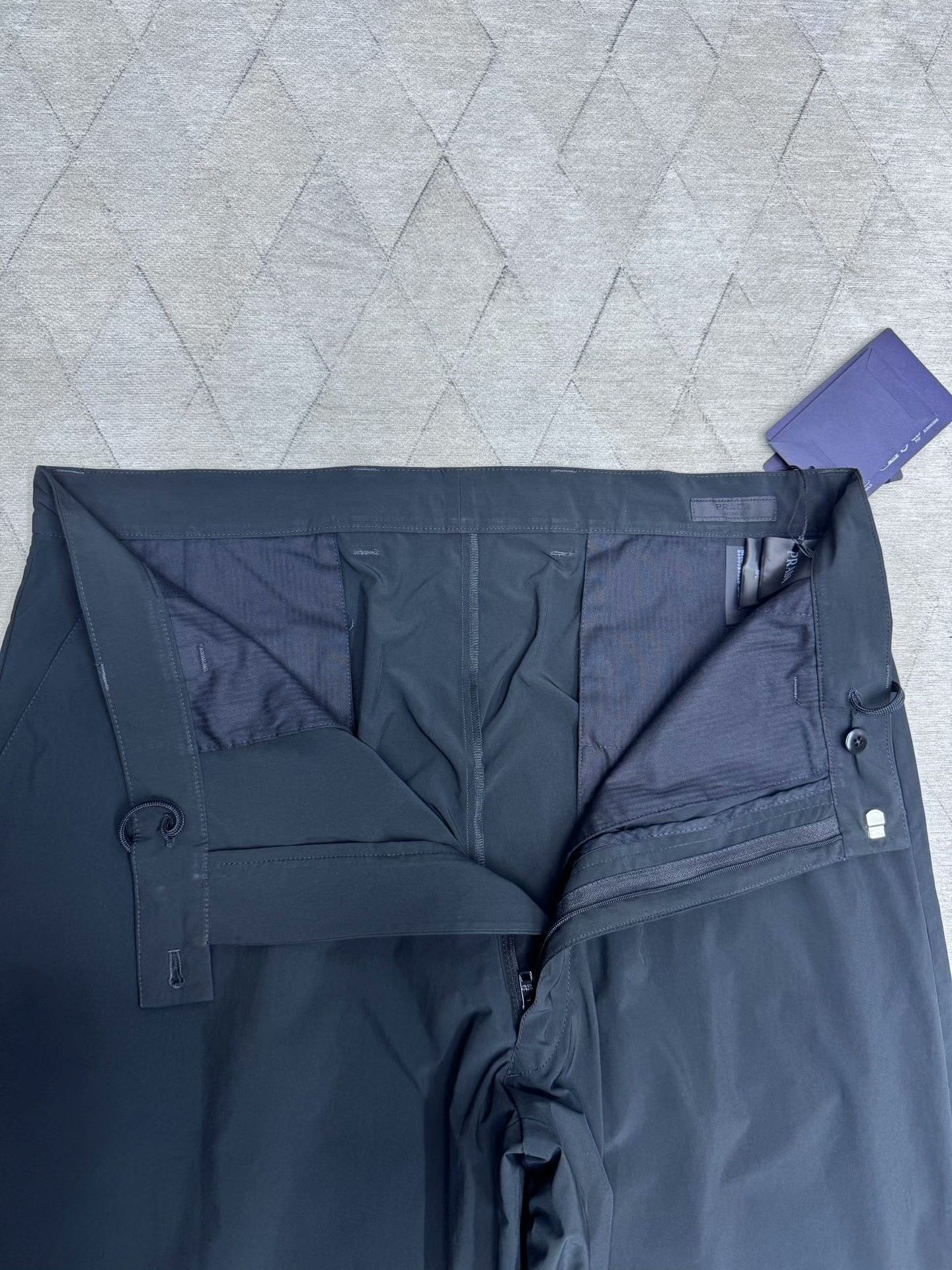 Prada Prada 2024 SS Nylon Jogger Pants Size US 32 / EU 48 - 7 Thumbnail