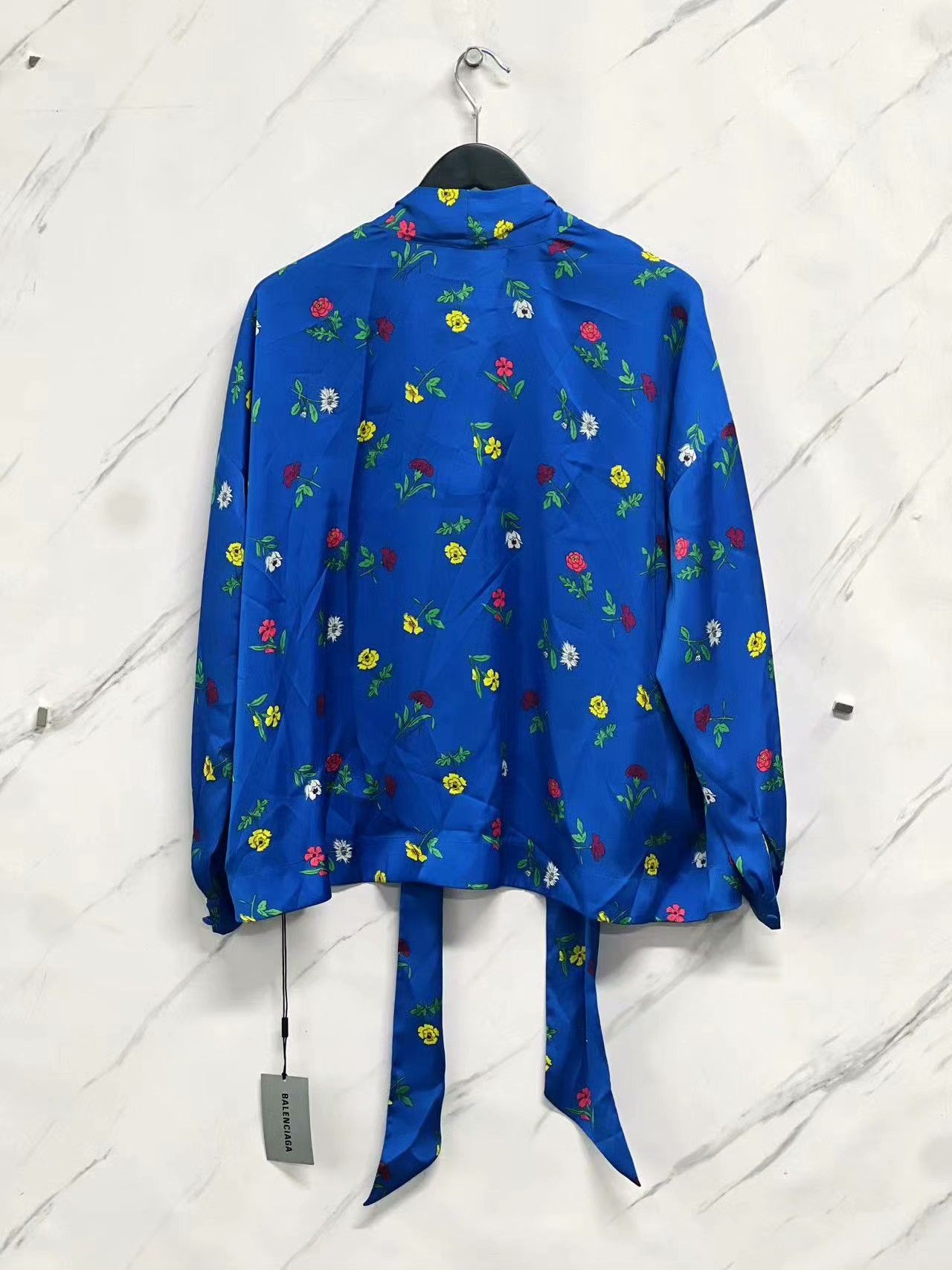 Balenciaga Balenciaga Women's Satin French Print Shirt Size XXS / US 00 / IT 34 - 3 Thumbnail