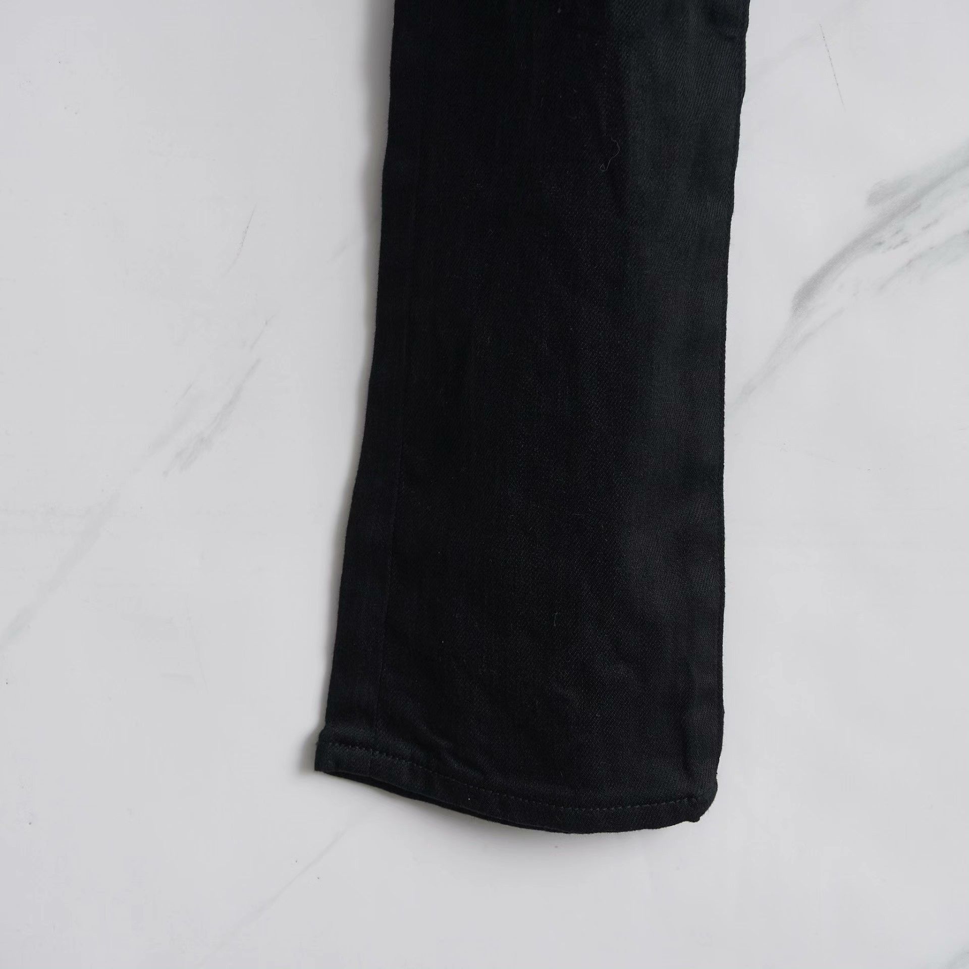 Saint Laurent Paris Saint Laurent Women's Distressed Washed Jeans Size 26" / US 2 / IT 38 - 3 Thumbnail
